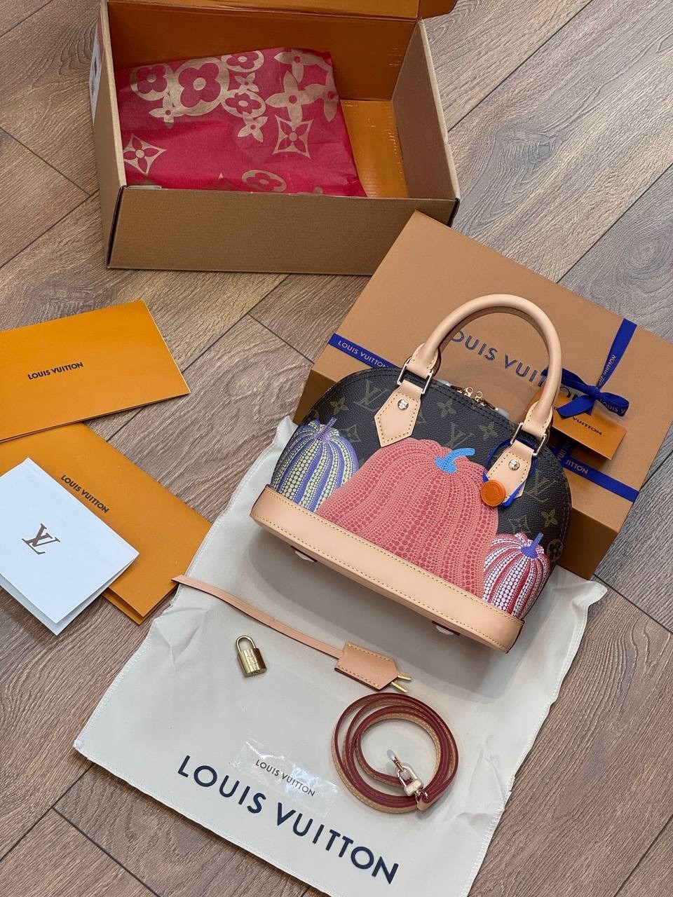 сумка женская louis vuitton,сумка louis vuitton,луи виттон сумка,louis vuitton сумка на плечо,модная сумка