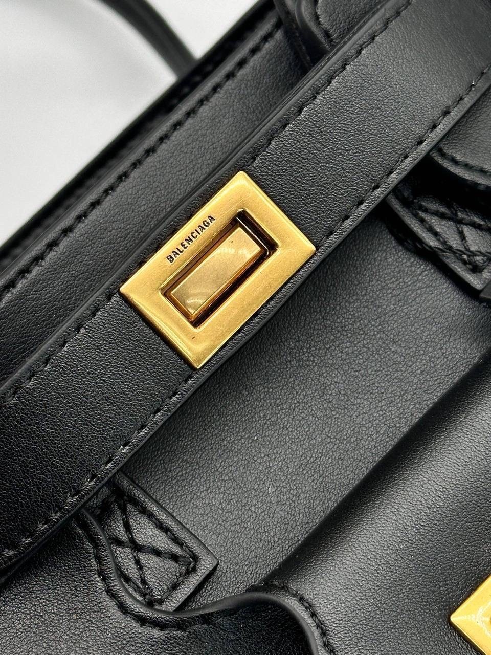 сумка женская натуральная кожа balenciaga,сумка,сумка balenciaga натуральная кожа 30-25 см реплика,женская сумка balenciaga,сумка balenciaga