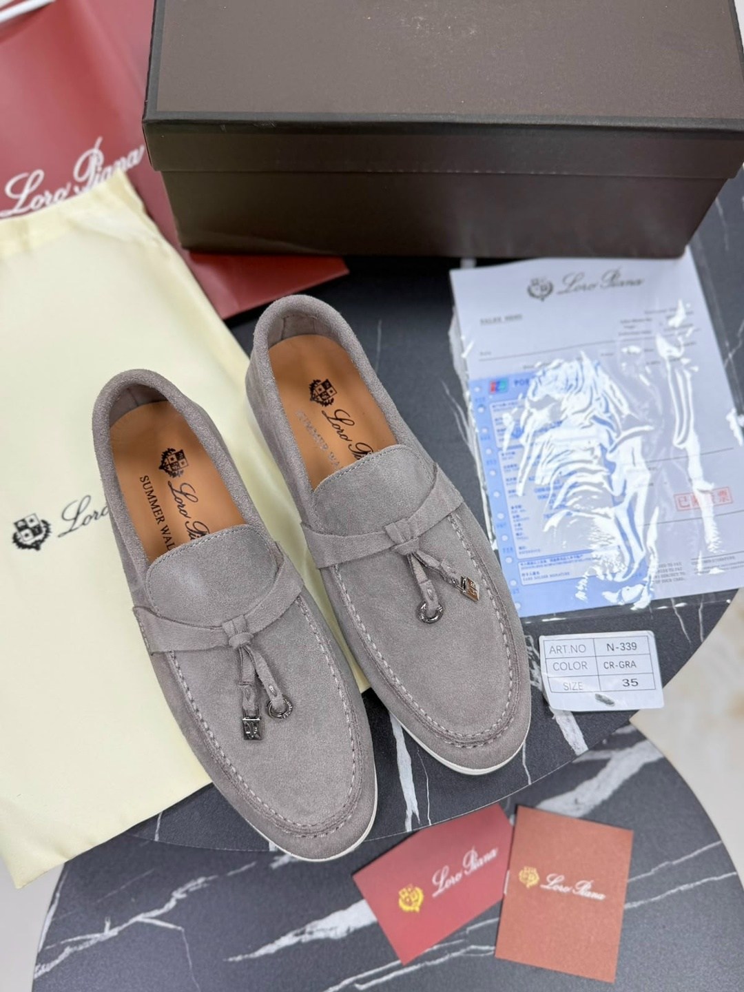 лоферы из натуральной замши loro piana,,лоферы женские loro piana,лоферы loro piana,замшевые мокасины лоро пиано