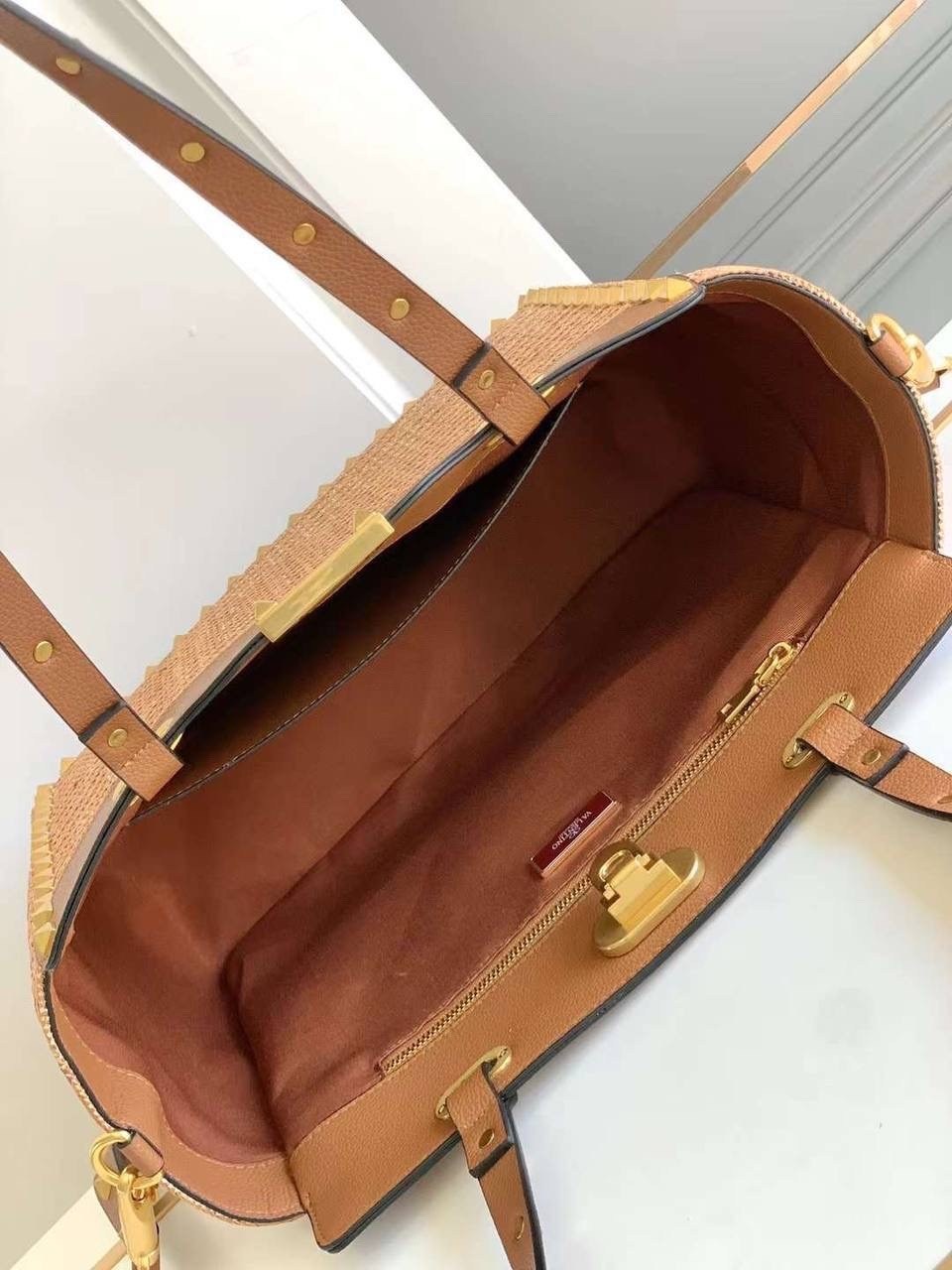 модная сумка,сумки,плетеная сумка,valentino сумка,женская брендовая сумка