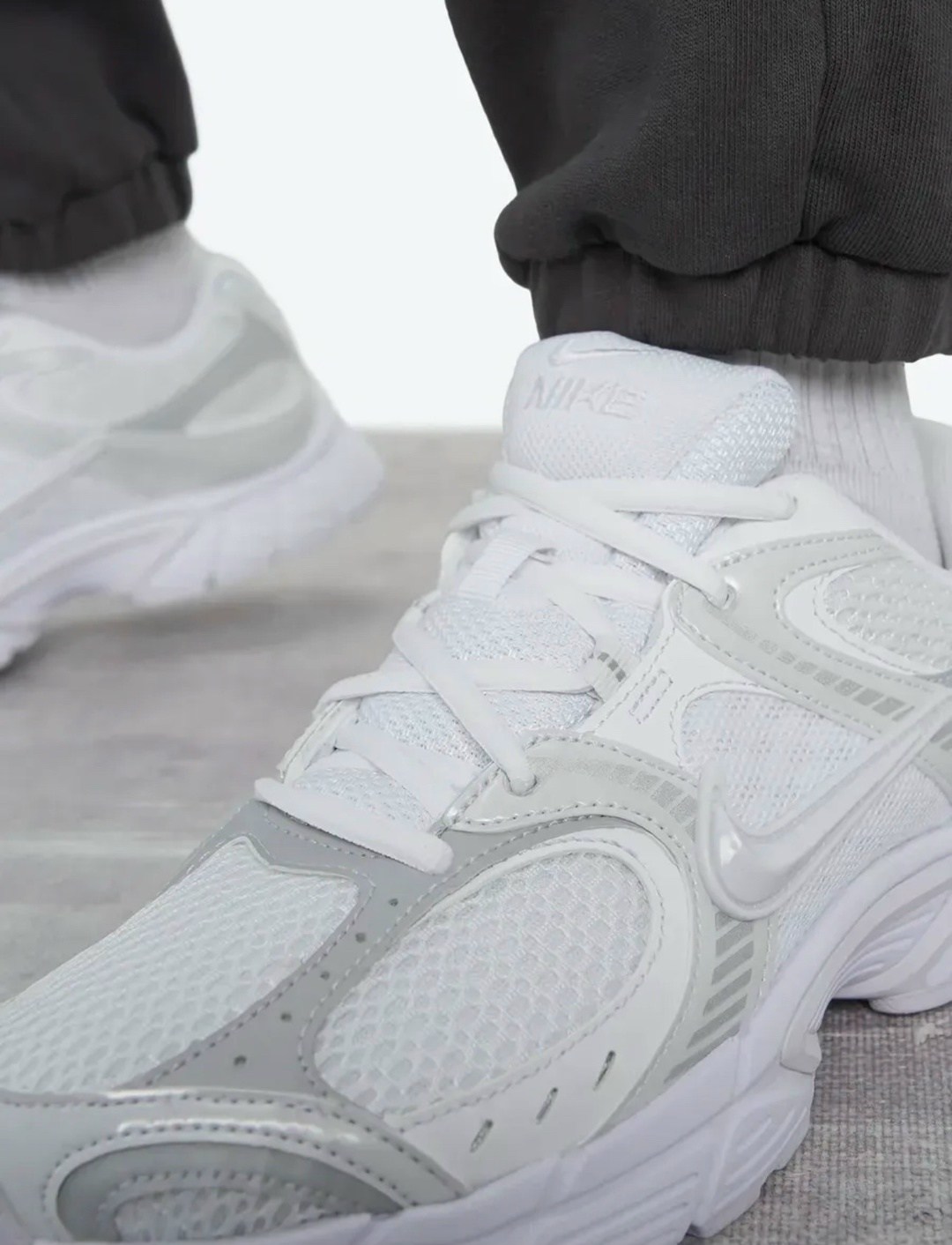 кроссовки,женские кроссовки nike,кроссовки nike v 5 rnr,кроссовки мужские женские,кроссовки белые nike