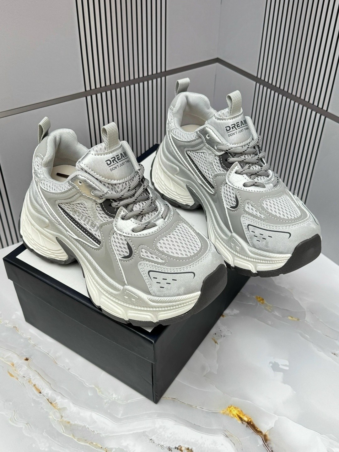 кроссовки женские balenciaga,баленсиага кроссовки женские,кроссовки,женские кроссовки, женская