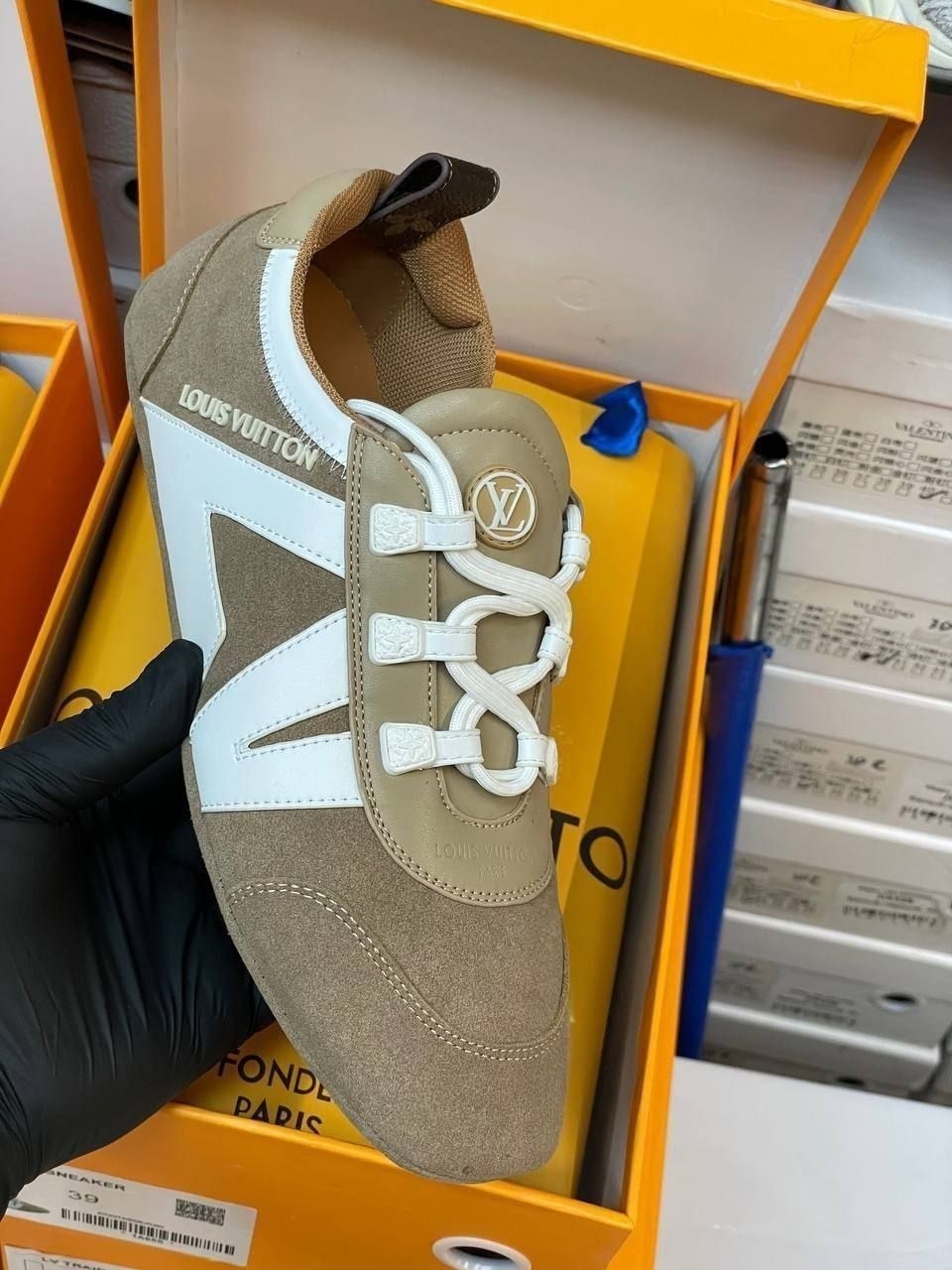 женские кроссовки louis vuitton sneakerina зеленые,,кроссовки louis vuitton,кроссовки lv,удобные кроссовки