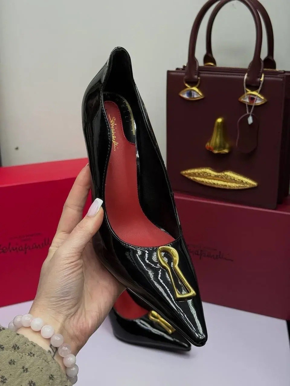 ,женские туфли лодочки,туфли christian louboutin,модные туфли,женская
