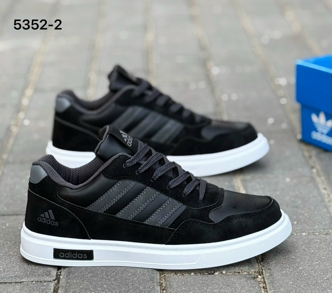 мужские кроссовки adidas,кроссовки adidas,,кроссовки мужские женские adidas,мужские черно-белые кожаные кроссовки adidas