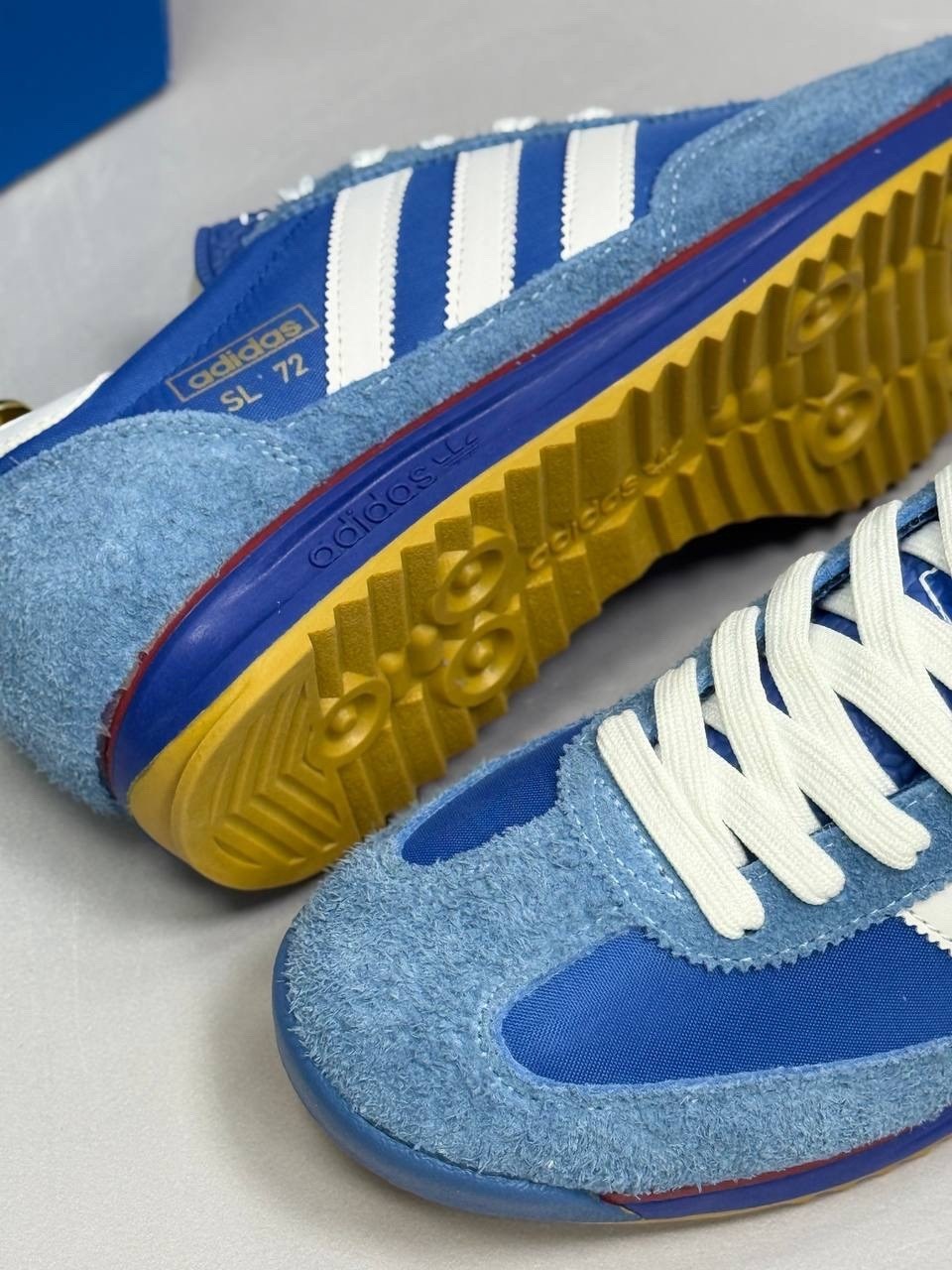 кроссовки adidas,adidas кроссовки sl 72,кроссовки adidas sl 72 rs,кроссовки,мужские кроссовки adidas