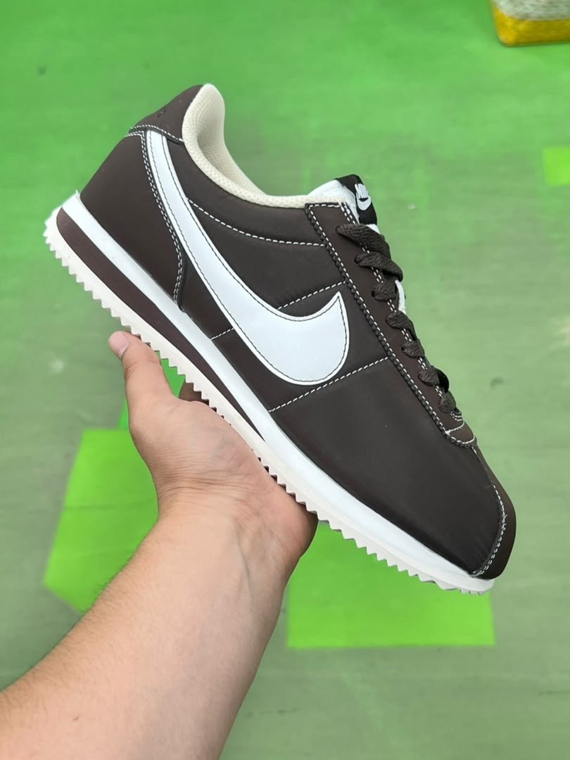 кроссовки nike classic cortez,nike cortez classic,кроссовки nike cortez,женские повседневные кроссовки nike classic cortez,кроссовки спортивные classic cortez