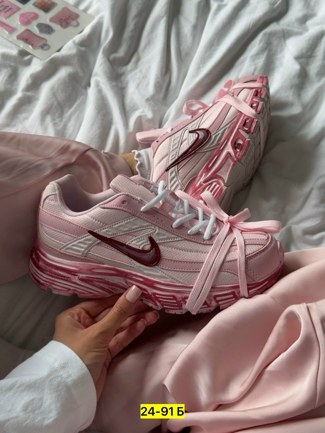 женские кроссовки initiator pink nike,кроссовки для женщин nike initiator pink,кроссовки nike initiator pink,кроссовки nike женские,кроссовки nike initiator pink y2k розовые летние