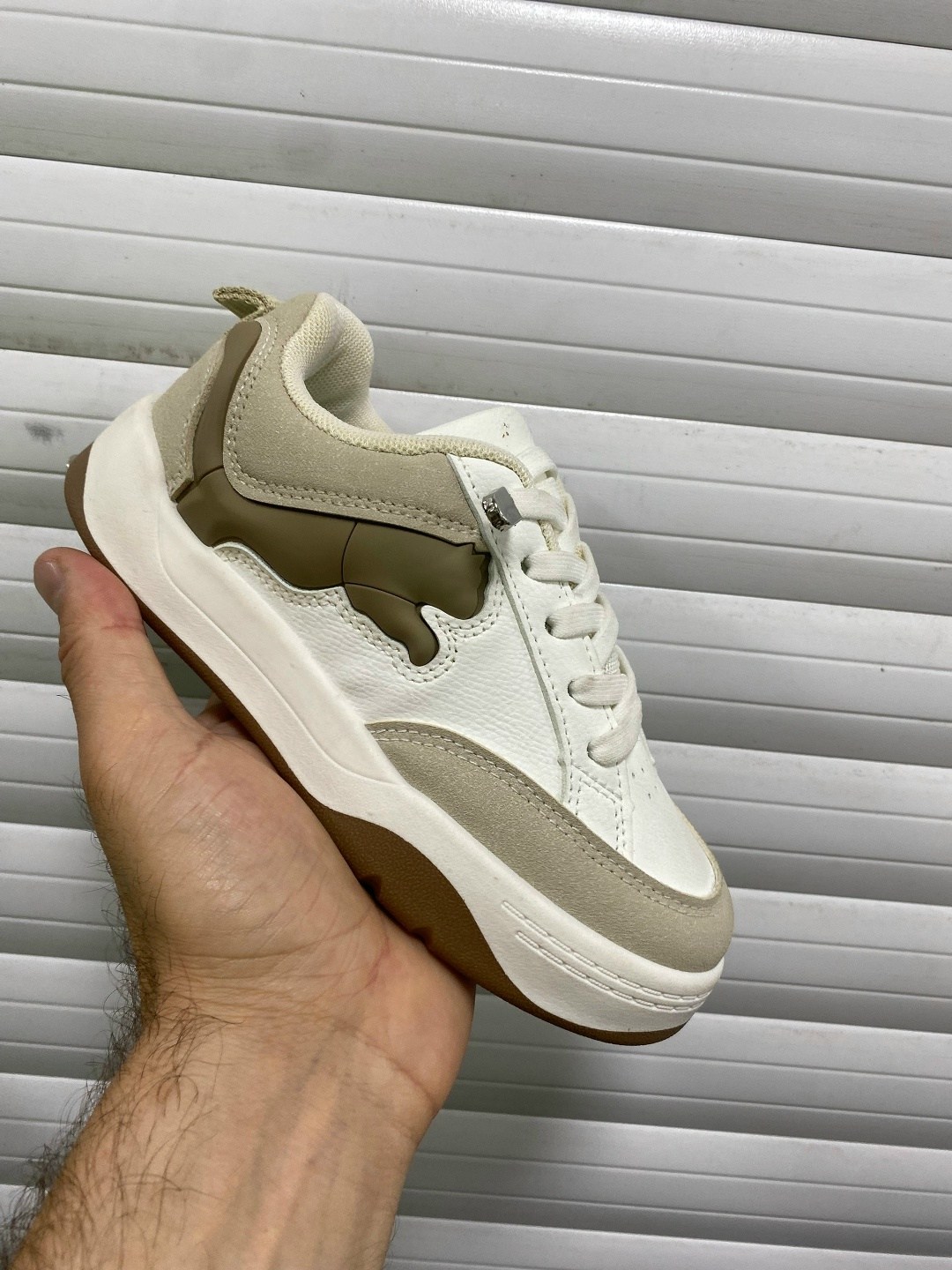 женские кроссовки,, спортивная,кроссовки puma,модные кроссовки