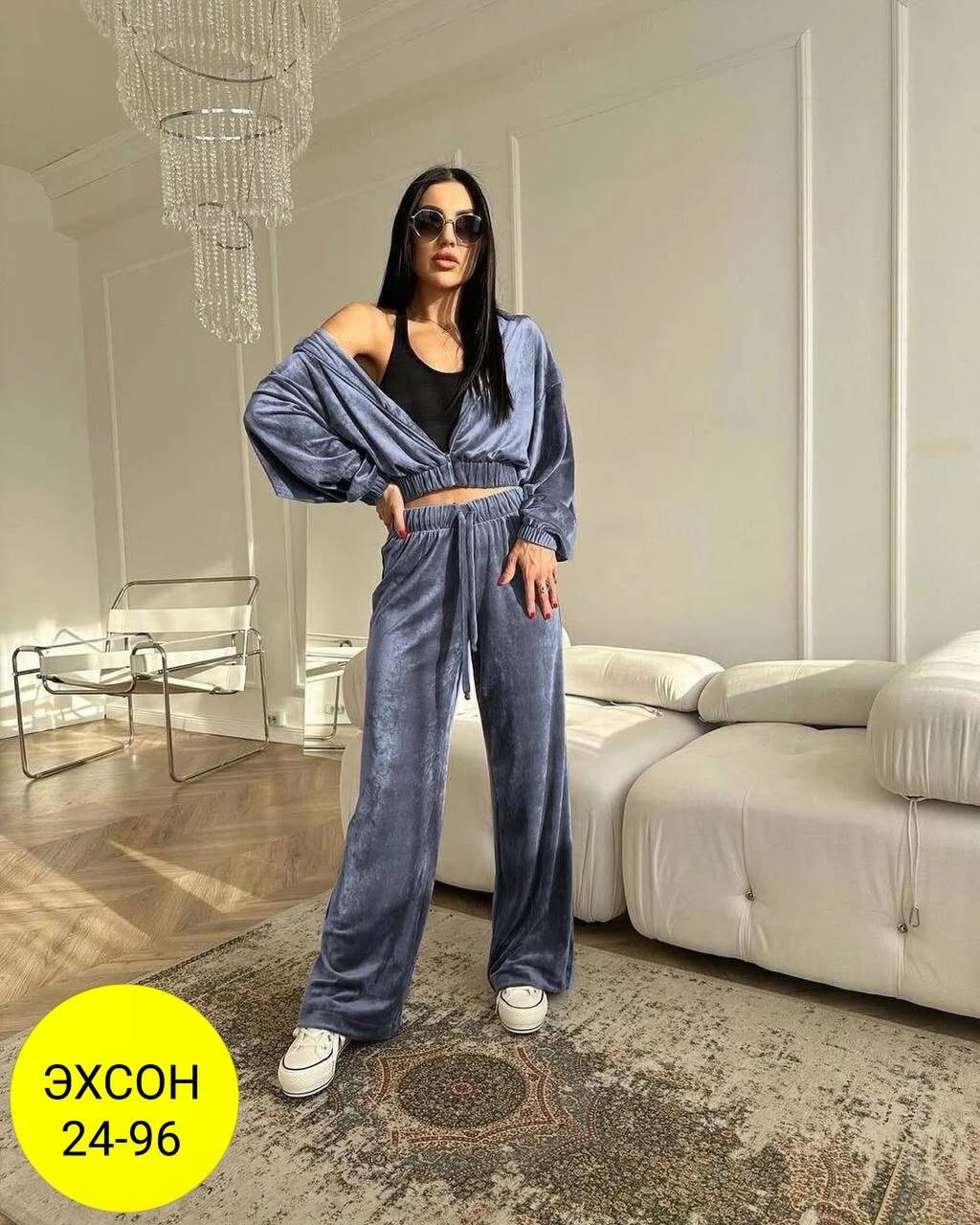 велюровый костюм с укороченной кофтой,бархатный костюм с укороченной кофтой,костюм велюровый женский,велюровый костюм,велюровый спортивный костюм