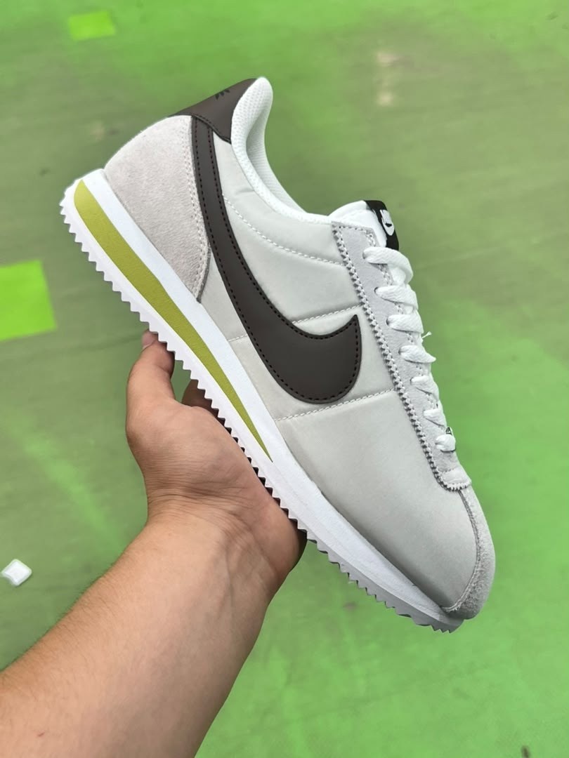кроссовки nike classic cortez,nike cortez classic,кроссовки nike cortez,женские повседневные кроссовки nike classic cortez,кроссовки спортивные classic cortez