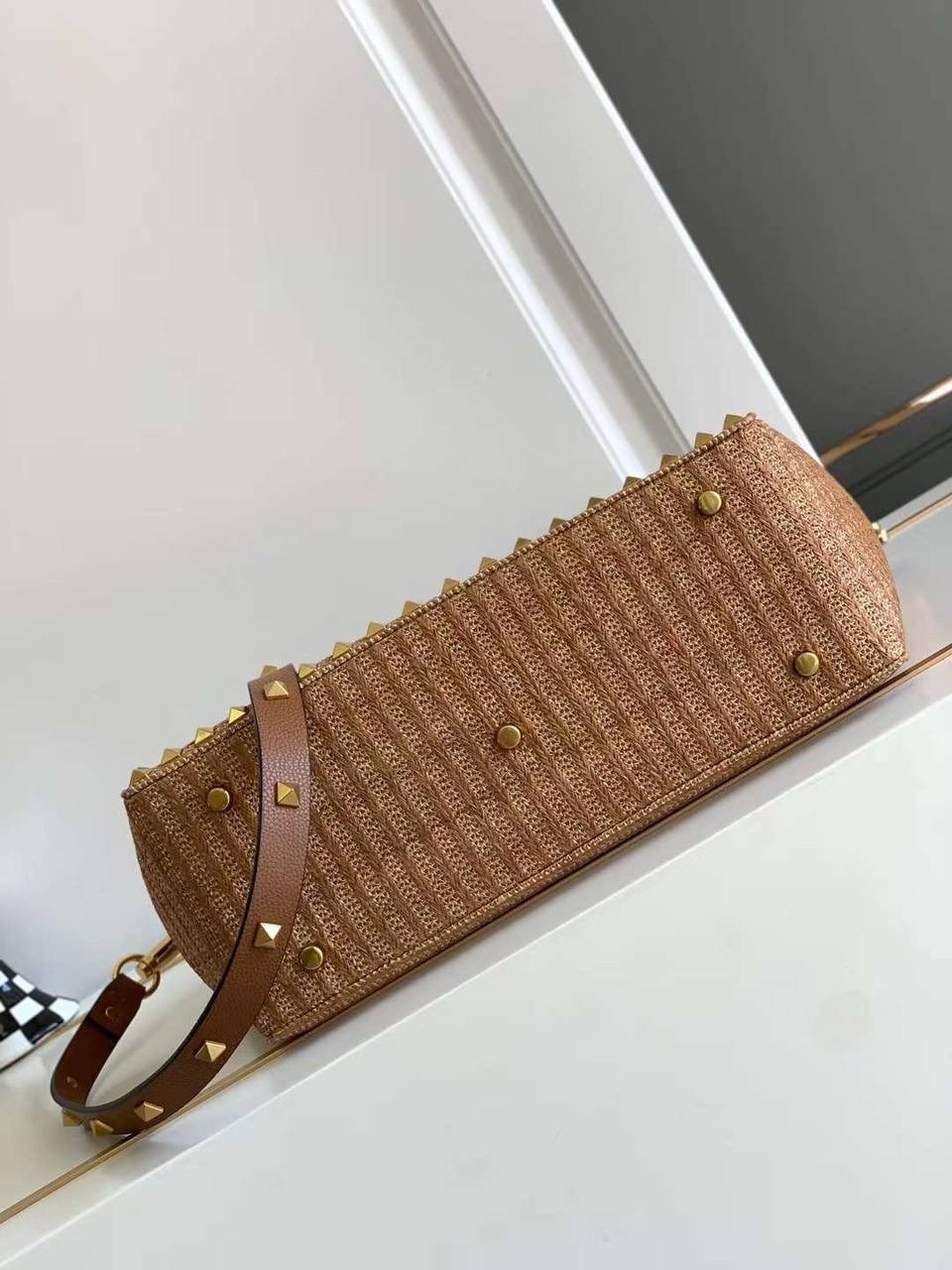 модная сумка,сумки,плетеная сумка,valentino сумка,женская брендовая сумка