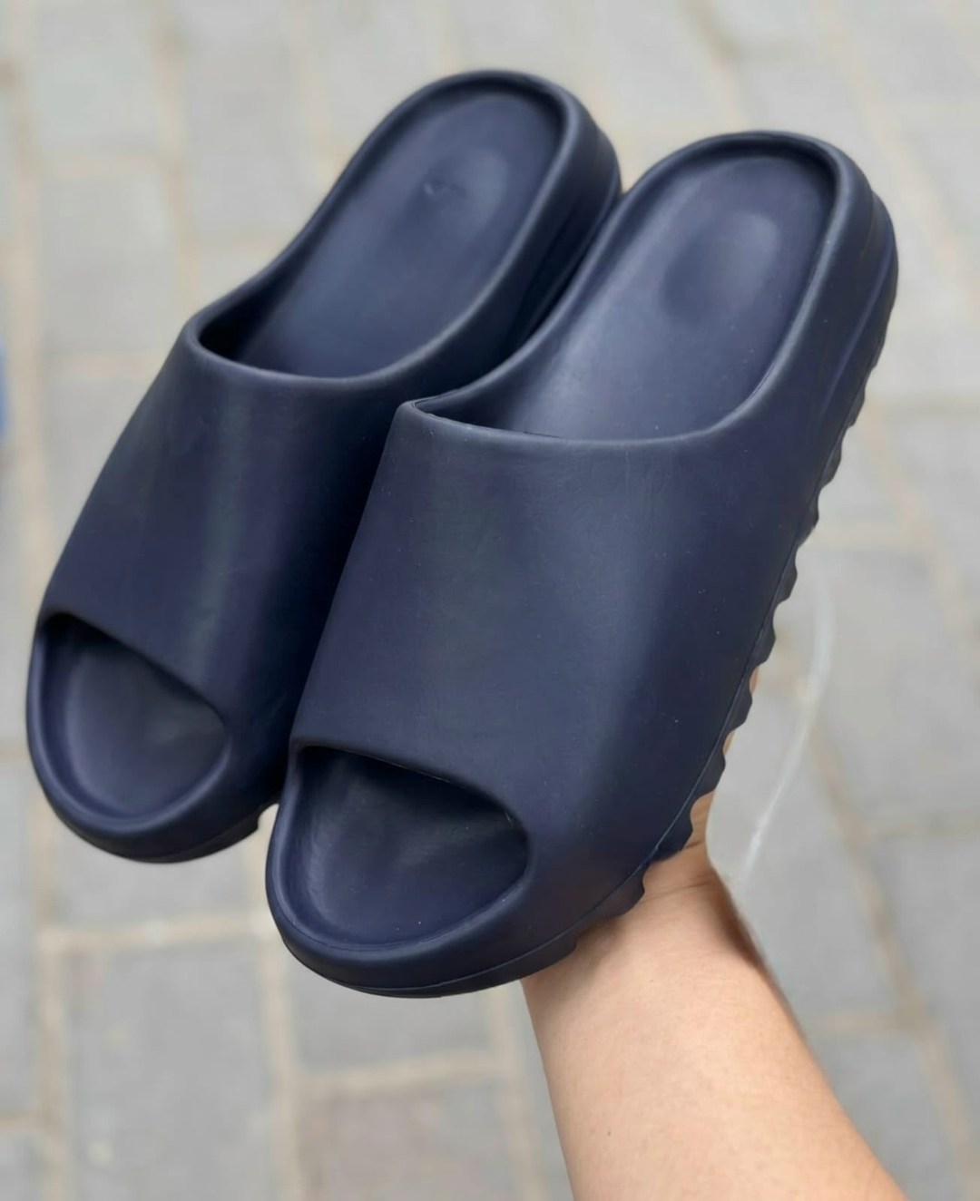 adidas yeezy slide,шлепанцы adidas,летние шлепанцы,шлепанцы adidas yeezy slide,yeezy adidas