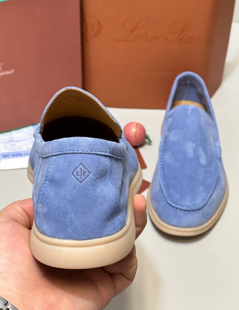 лоферы loro piana summer walk,лоферы из натуральной замши loro piana,лоферы loro piana,лоферы мужские замшевые loro piana голубые,лоферы мужские loro piana