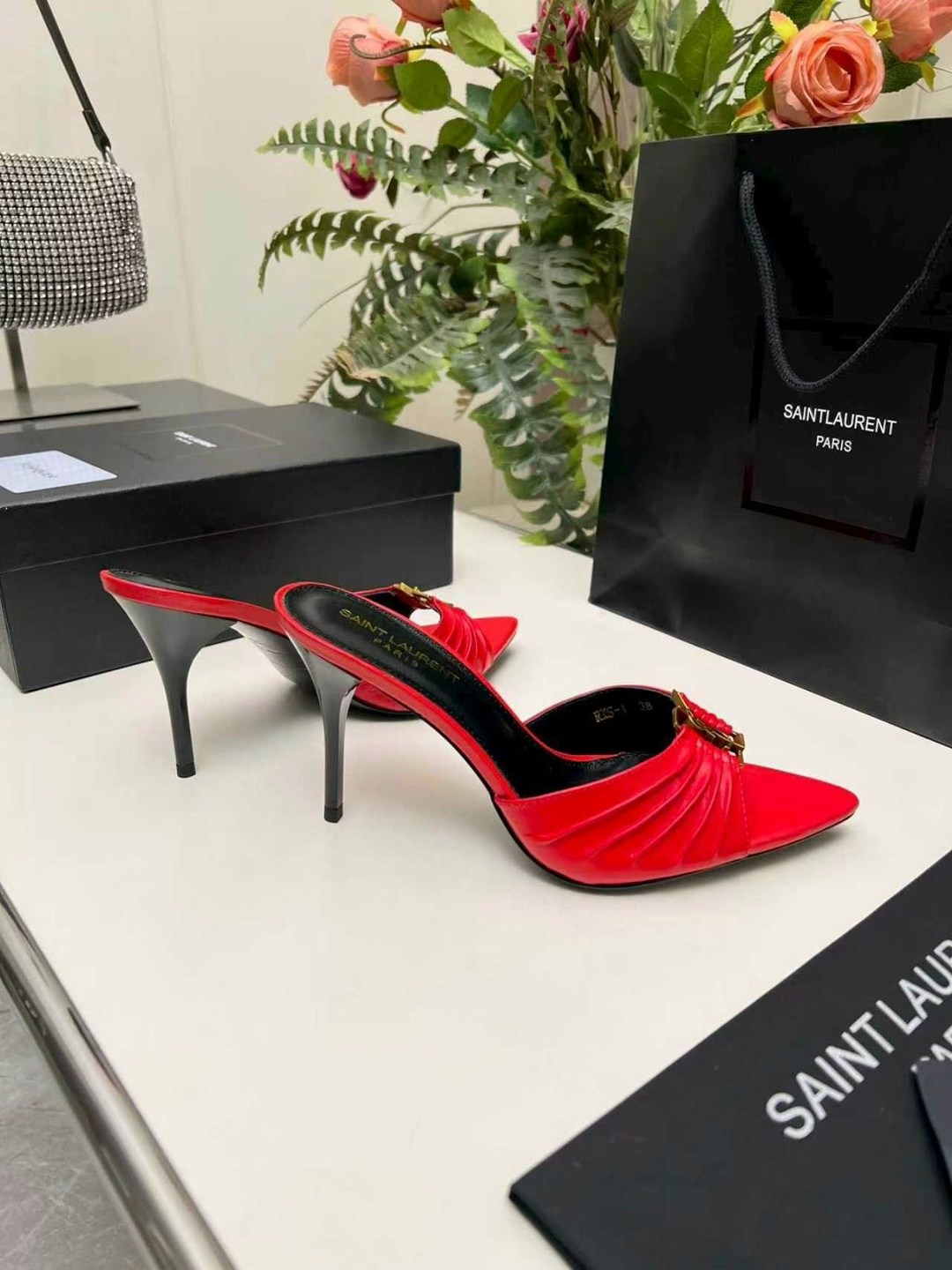 босоножки yves saint laurent,туфли saint laurent,туфли yves saint laurent,босоножки saint laurent,