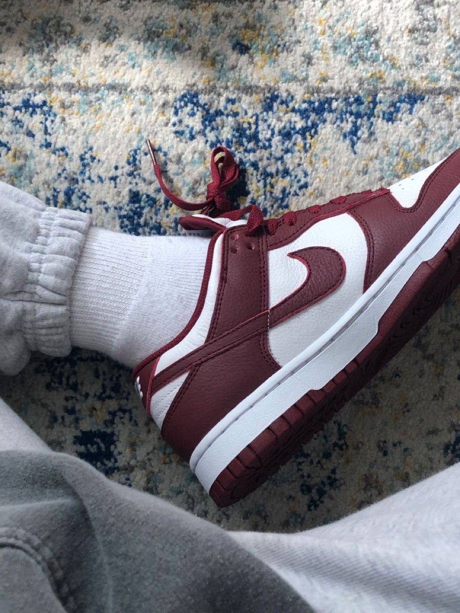 nike dunk low bordeaux,кроссовки nike dunk sb low,nike dunk low "team red",кроссовки nike dunk low michigan state,кроссовки nike dunk low