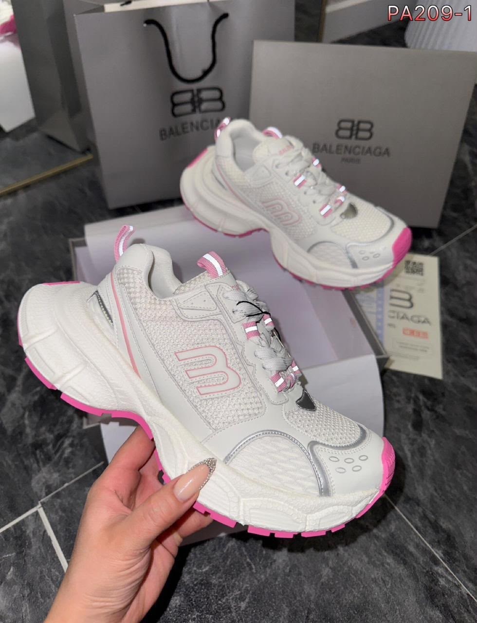 кроссовки женские balenciaga,кроссовки женскиe,кроссовки balenciaga,модная женская ,кроссовки