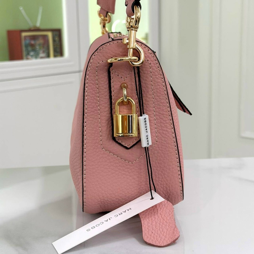 marc jacobs сумка женская,сумка-хобо через плечо marc jacobs,marc jacobs сумка,сумка-хобо от marc jacobs из натуральной кожи,сумка женская модная