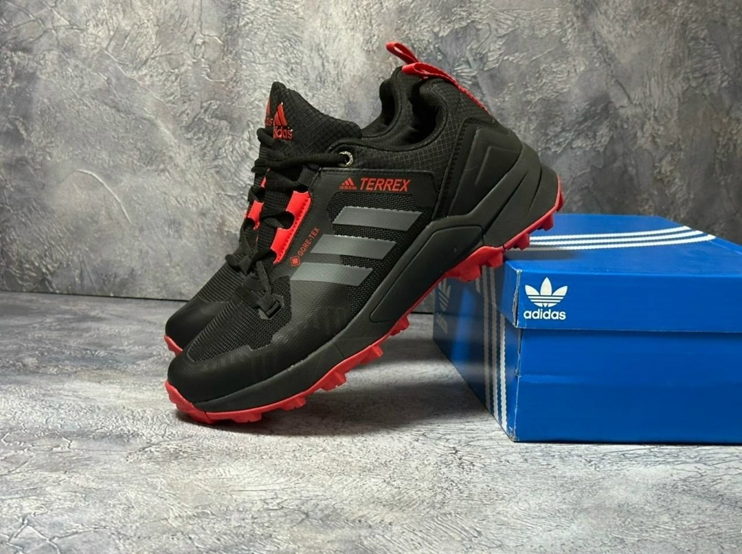 кроссовки adidas terrex ax4 gtx зимние черные,мужские кроссовки adidas,адидас терекс буст agravic кроссовки мужские,кроссовки adidas gore tex мужские модель 2026 год,кроссовки adidas terrex