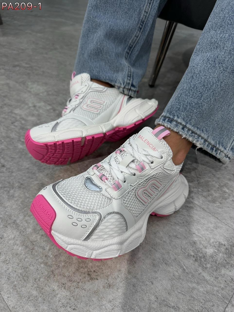 кроссовки женские balenciaga,кроссовки женскиe,кроссовки balenciaga,модная женская ,кроссовки