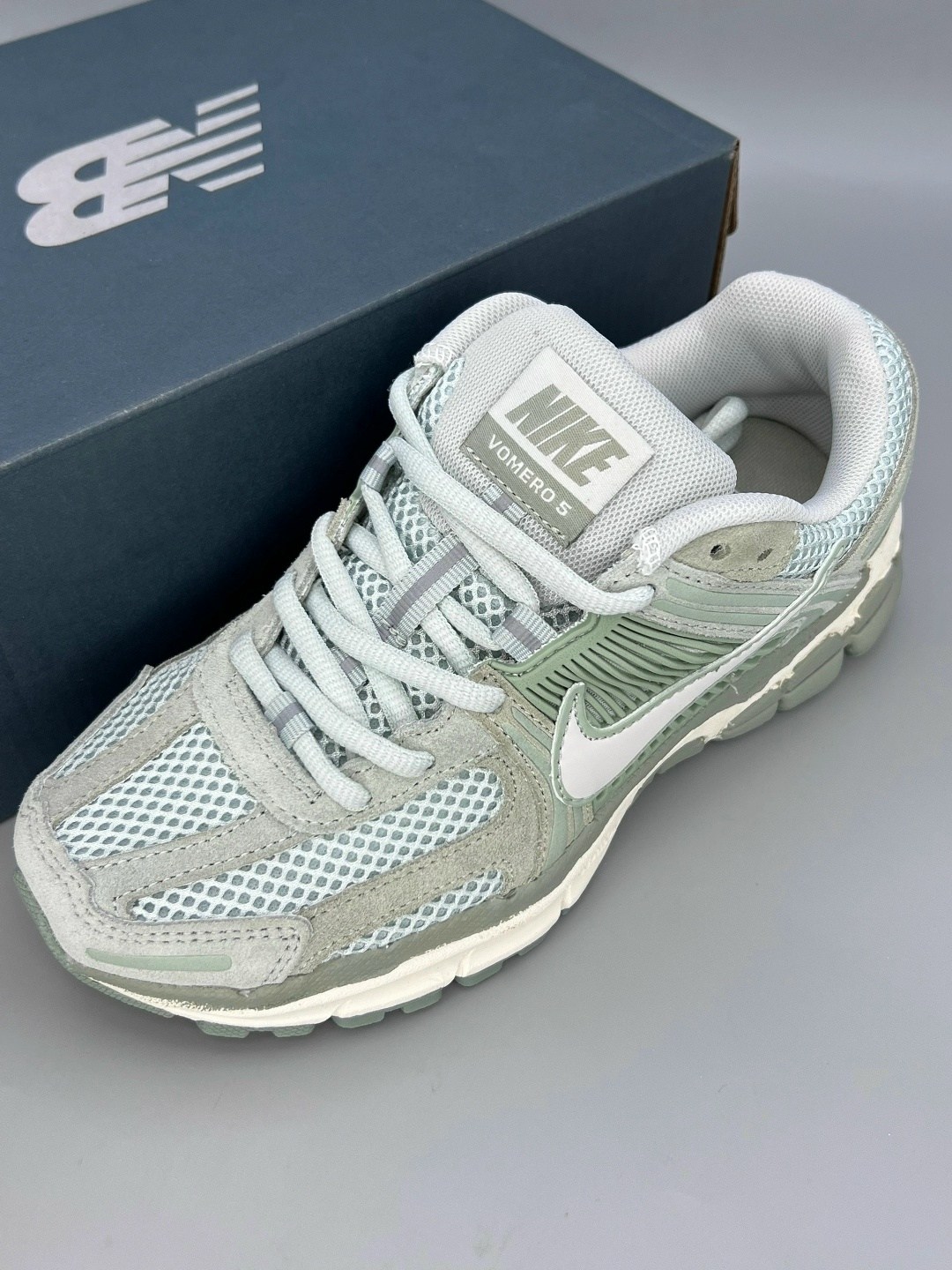 кроссовки nike zoom vomero 5,кроссовки nike air zoom vomero 5,nike air zoom vomero 5,мужские кроссовки nike zoom vomero 5,nike zoom vomero 5