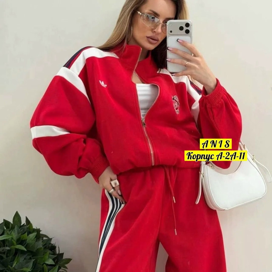 костюм спортивный женский adidas,белый спортивный костюм женский адидас,женский спортивный костюм,женский спортивный костюм на флисе,костюм спортивный