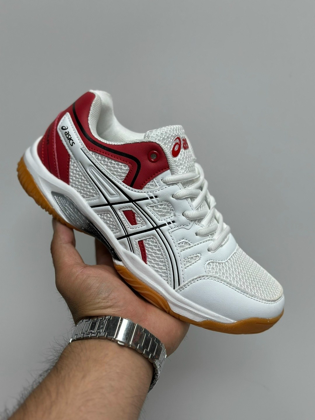 волейбольные кроссовки asics,волейбольные кроссовки asics upcourt 4,кроссовки asics upcourt 4,кроссовки для волейбола,волейбольные кроссовки