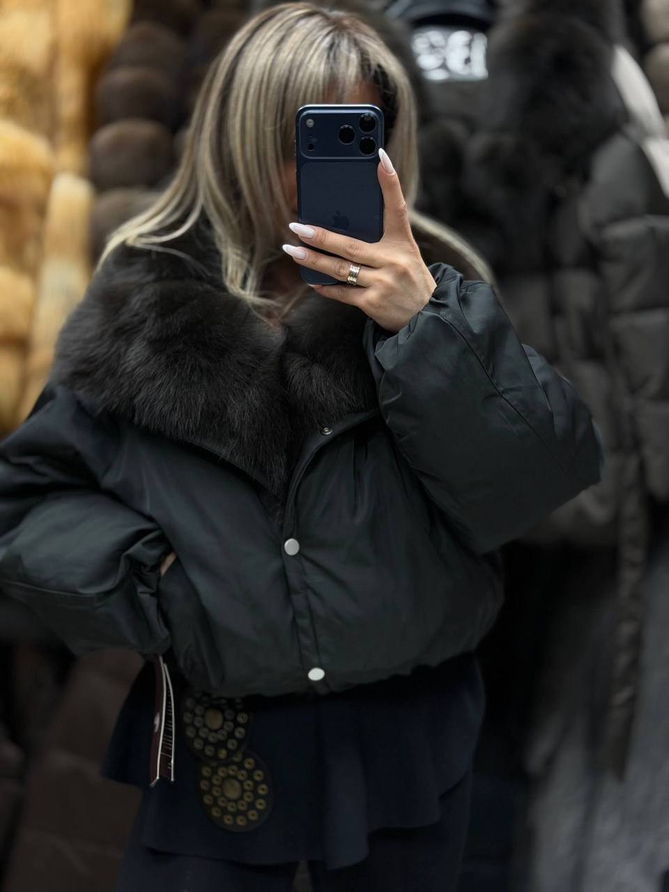 женский пуховик с меховым воротником,пуховик с натуральным мехом,куртка с натуральным мехом,зимние куртки,куртка пуховик с натуральным мехом