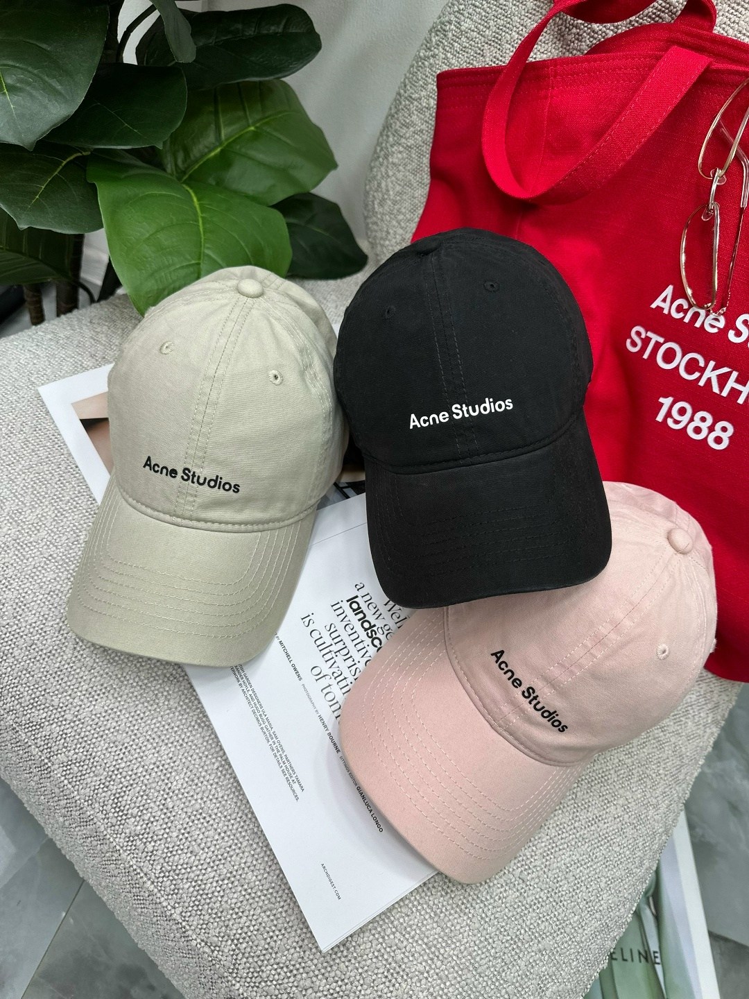 бейсболка balenciaga,кепка,стильная бейсболка,бейсболка модная,бейсболка женская