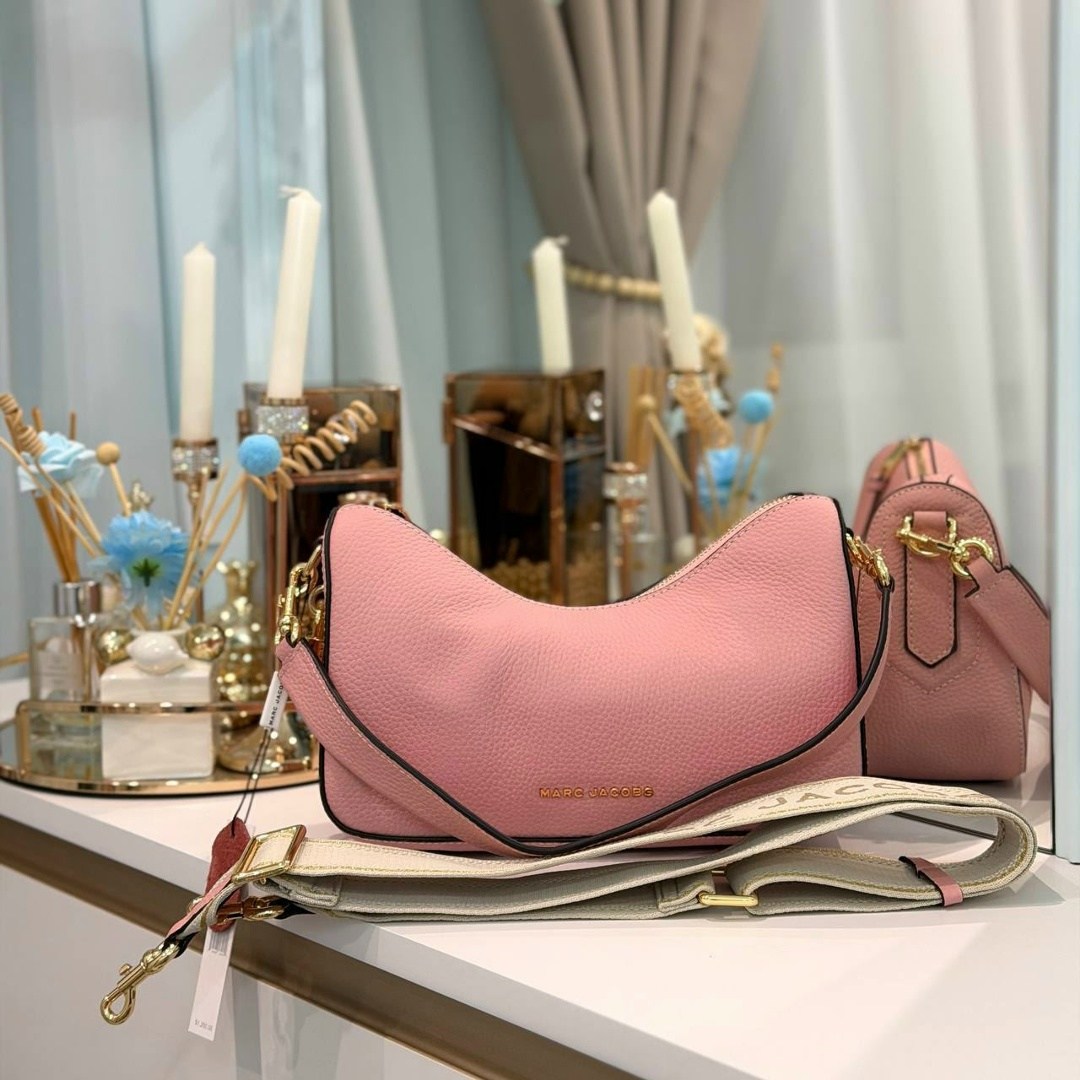 marc jacobs сумка женская,сумка-хобо через плечо marc jacobs,marc jacobs сумка,сумка-хобо от marc jacobs из натуральной кожи,сумка женская модная