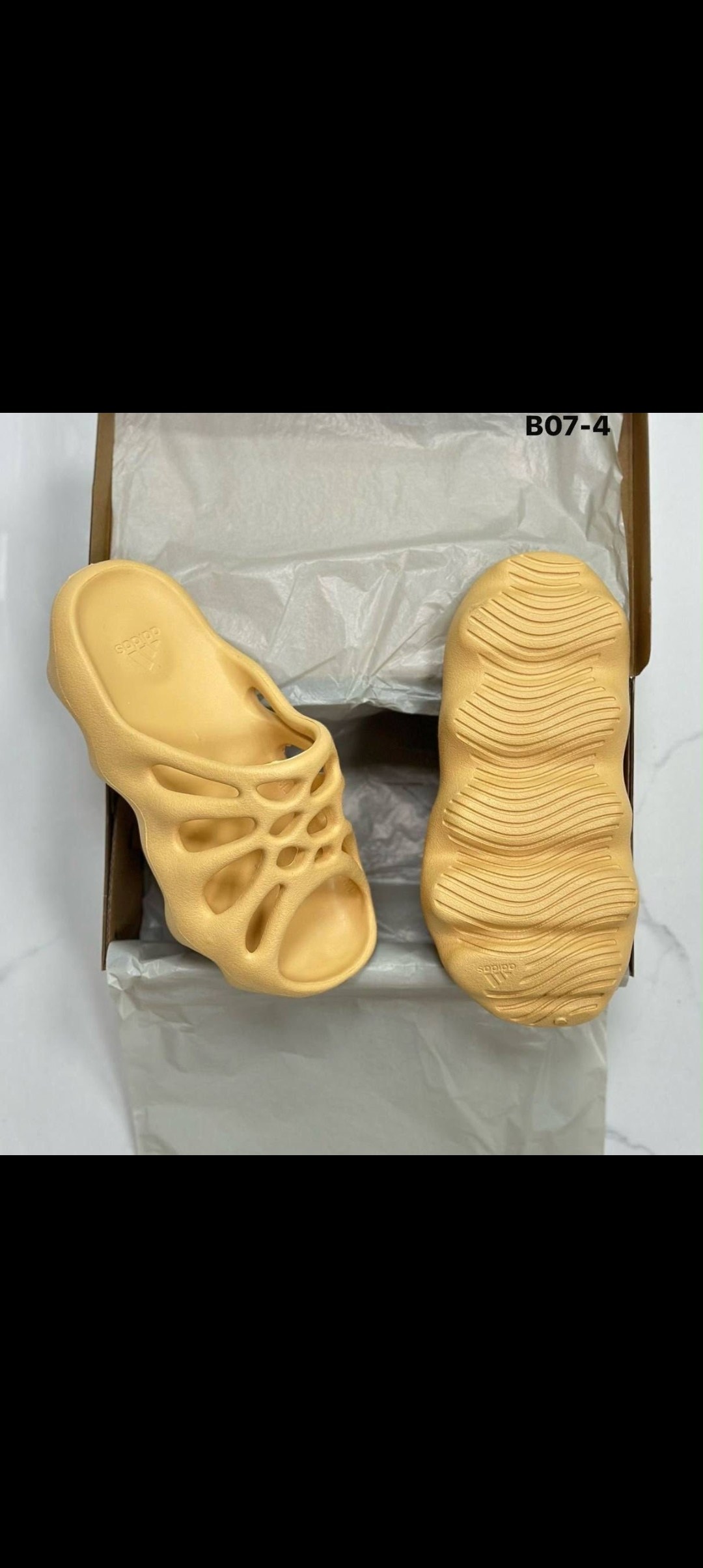 adidas yeezy foam runner,adidas yeezy foam runner stone sage,adidas yeezy foam,yeezy foam runner,adidas yeezy 450 slide