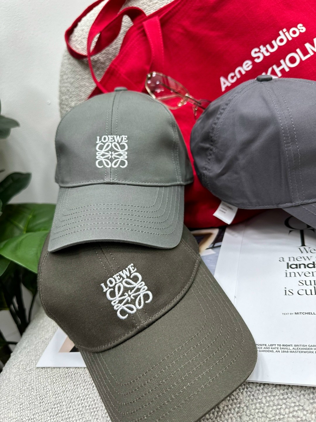 бейсболка balenciaga,стильная бейсболка,бейсболка loewe,бейсболка,кепка