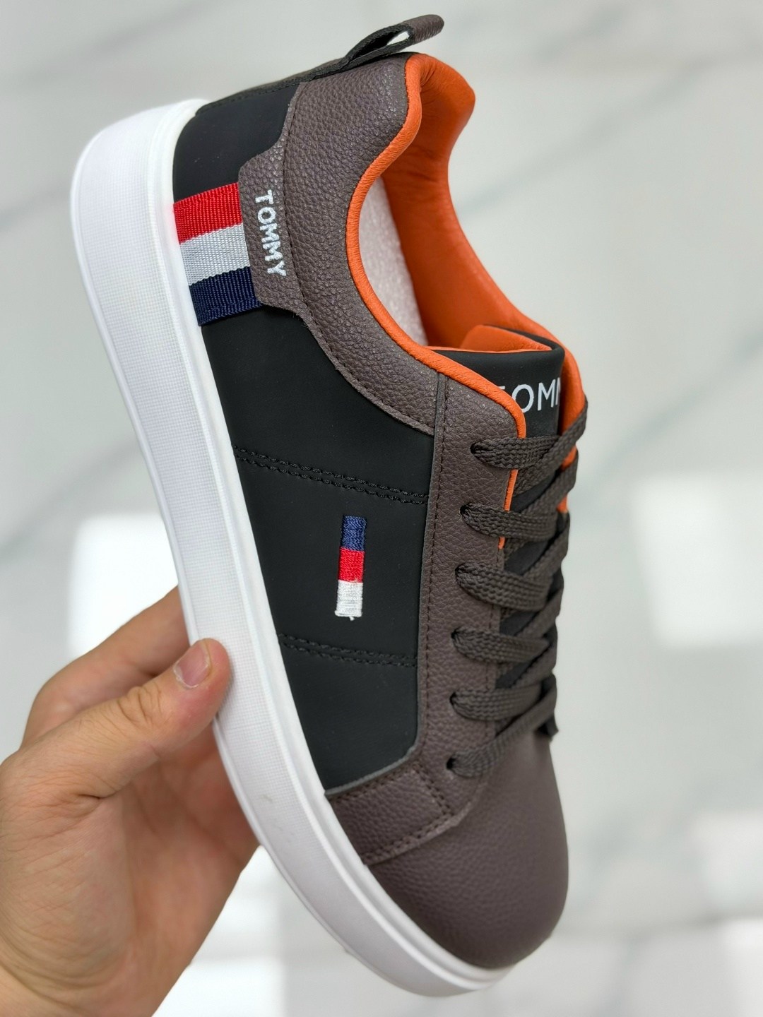 мужские кроссовки tommy hilfiger,мужские кеды tommy hilfiger,кроссовки tommy hilfiger,кеды tommy hilfiger,