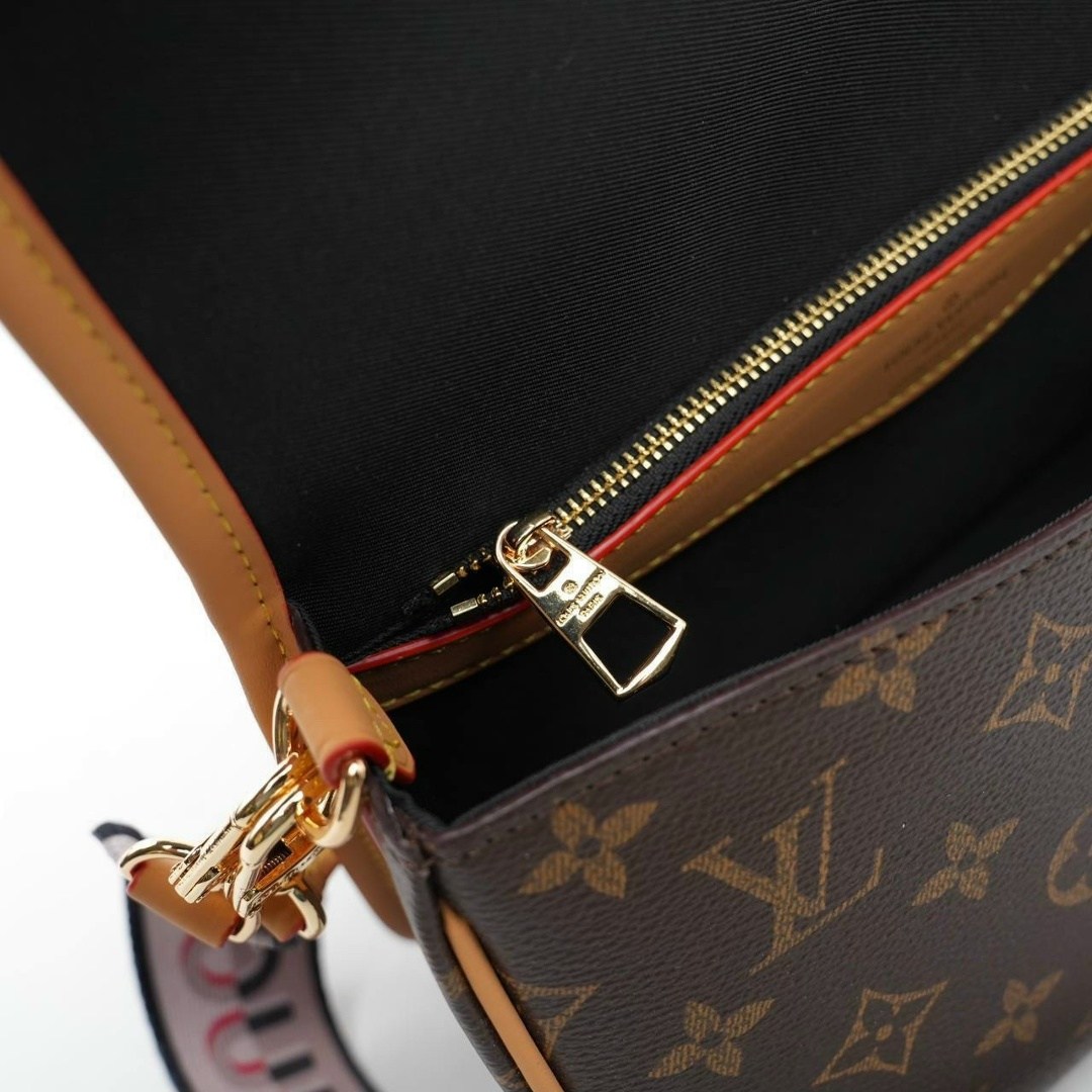 louis vuitton сумка на плечо,сумкa louis vuitton,louis vuitton сумка женская,луи виттон сумка через плечо женская,луи виттон сумка