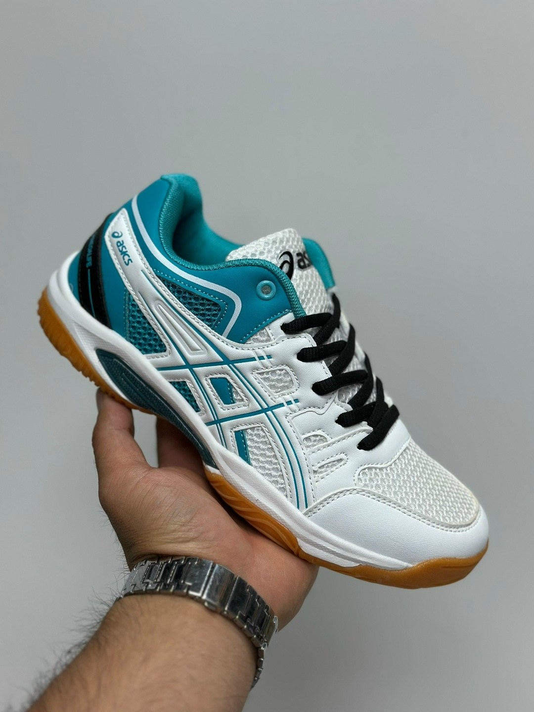 волейбольные кроссовки asics,волейбольные кроссовки asics upcourt 4,кроссовки asics upcourt 4,кроссовки для волейбола,волейбольные кроссовки