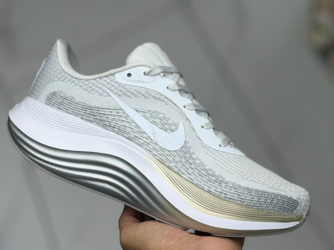 кроссовки,спортивная ,кроссовок,кроссовки мужские nike,кроссовки мужские женские