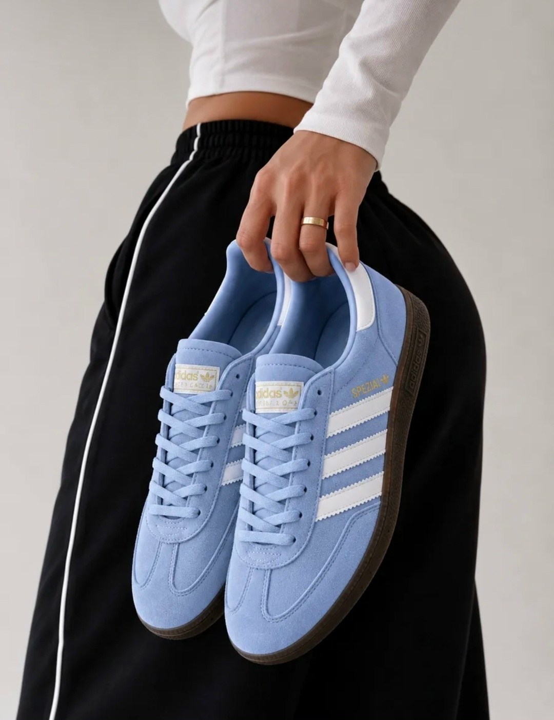 адидас самба голубые,кроссовки adidas spezial голубые,adidas samba голубые,,женские кроссовки adidas