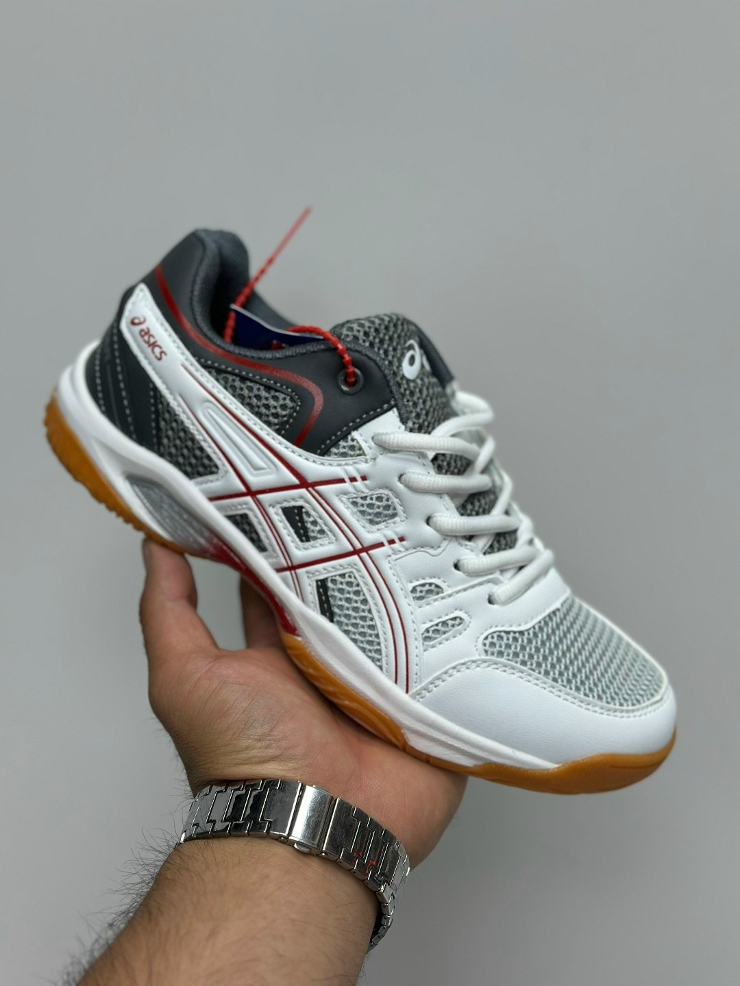 волейбольные кроссовки asics,волейбольные кроссовки asics upcourt 4,кроссовки asics upcourt 4,кроссовки для волейбола,волейбольные кроссовки