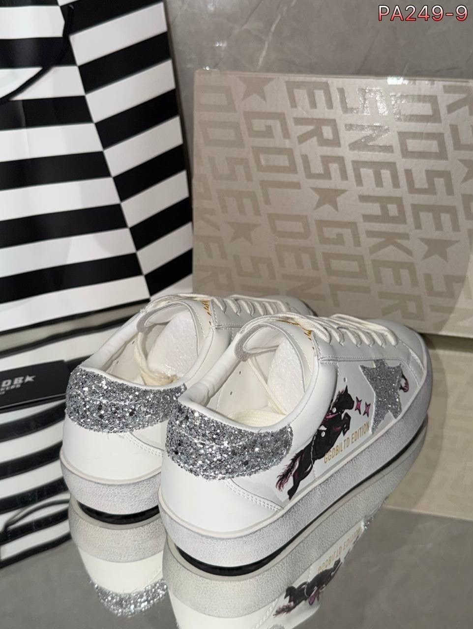 ,брендовая ,кеды golden goose женские,женские кроссовки,дизайнерские кроссовки