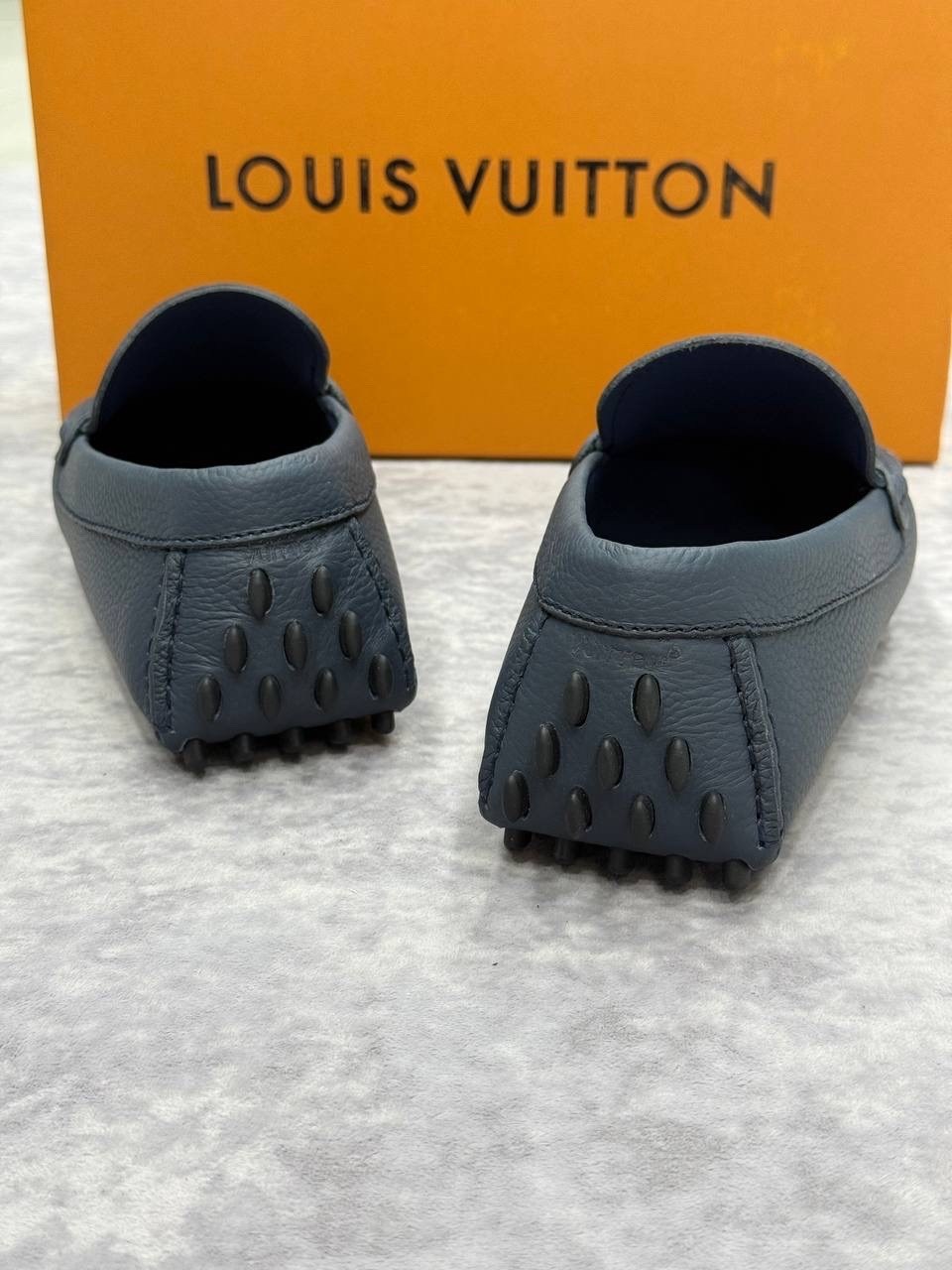мокасины мужские луи виттон,мокасины louis vuitton,louis vuitton кожаные мокасины синего цвета,мужские кожаные мокасины louis vuitton 2026-2026 черные,мокасины louis vuitton мужские