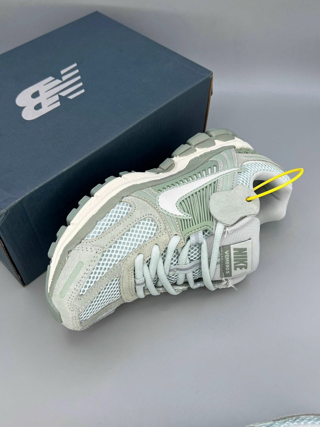 кроссовки nike zoom vomero 5,кроссовки nike air zoom vomero 5,nike air zoom vomero 5,мужские кроссовки nike zoom vomero 5,nike zoom vomero 5
