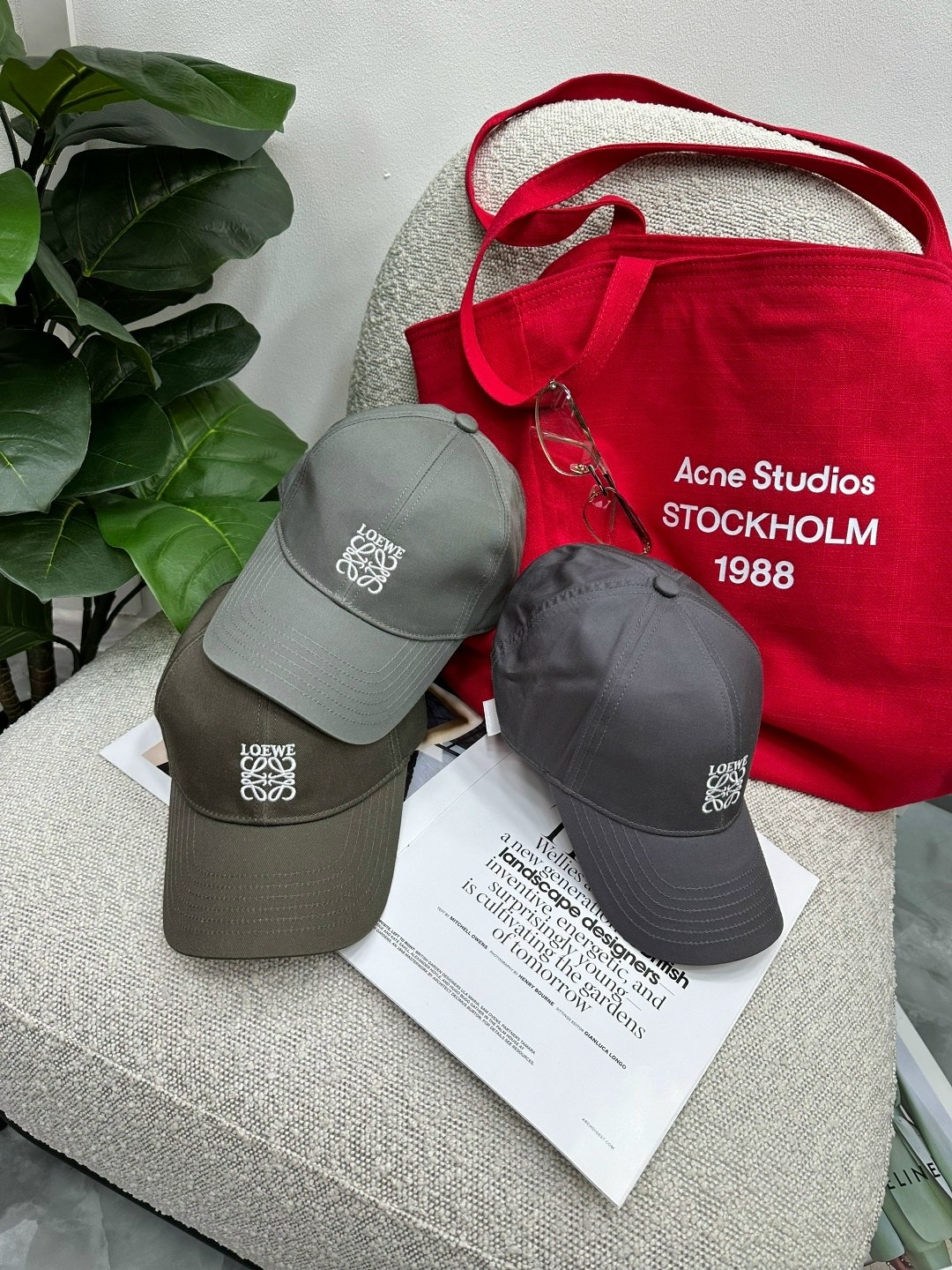 бейсболка balenciaga,стильная бейсболка,бейсболка loewe,бейсболка,кепка