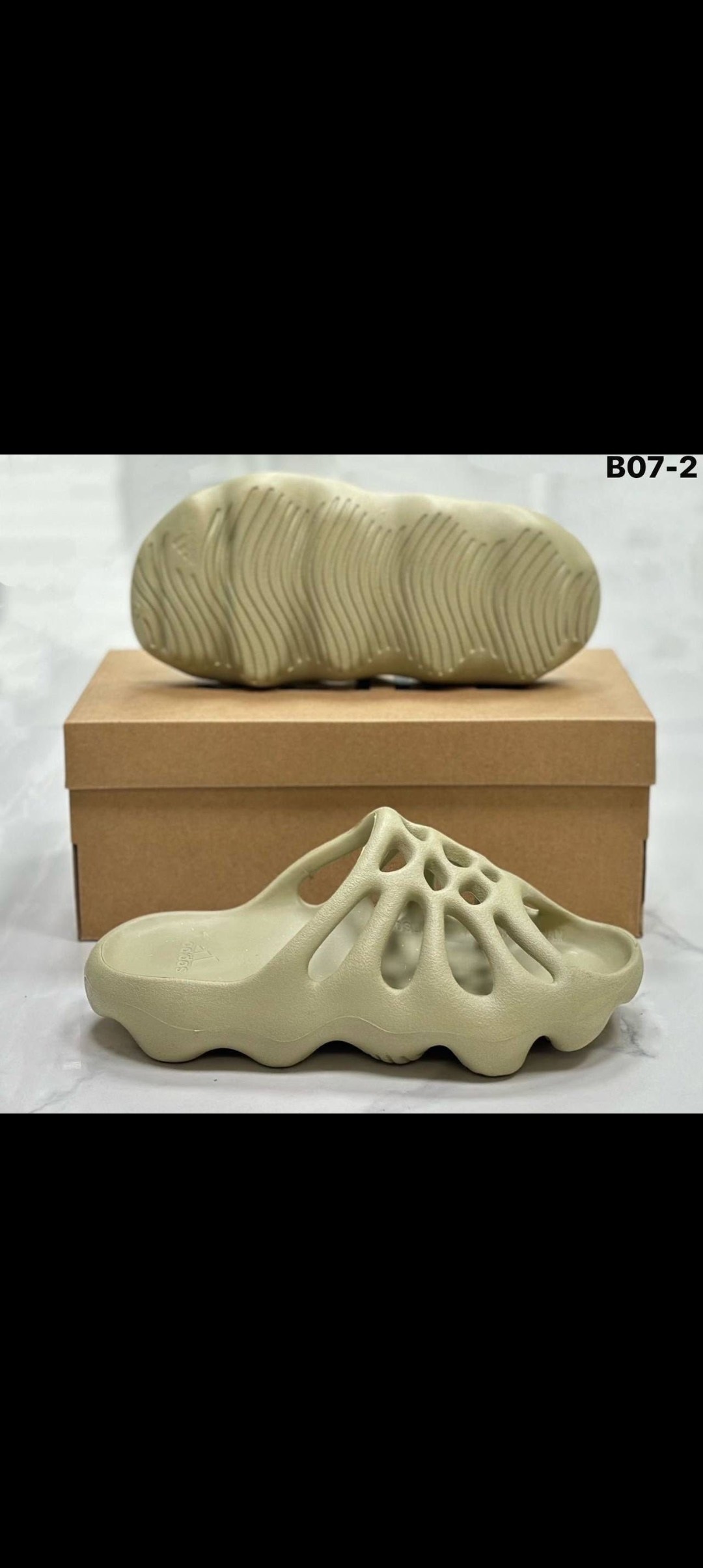 adidas yeezy foam runner,adidas yeezy foam runner stone sage,adidas yeezy foam,yeezy foam runner,adidas yeezy 450 slide