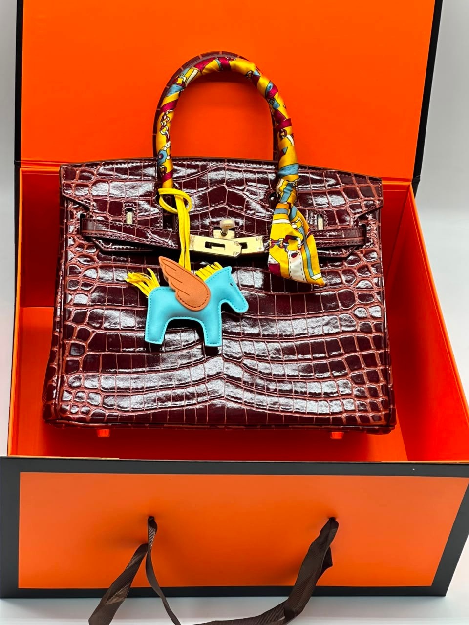 женская сумка hermes,сумка эрмес биркин 35см,сумка hermes birkin,сумка hermes,сумка hermes birkin крокодиловая бордовый