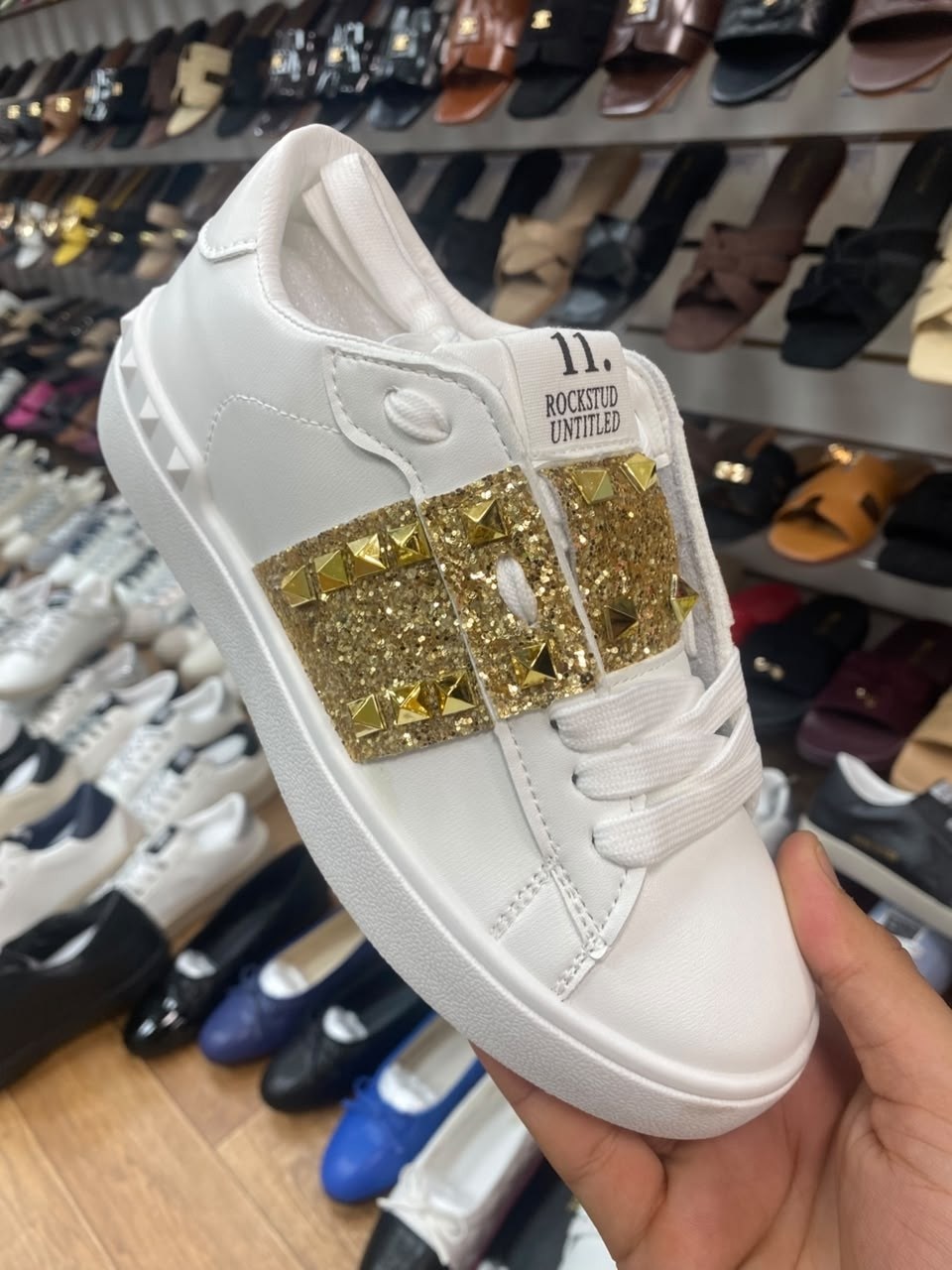 ,женские кроссовки,valentino кроссовки,кроссовки для женщин,модные кроссовки