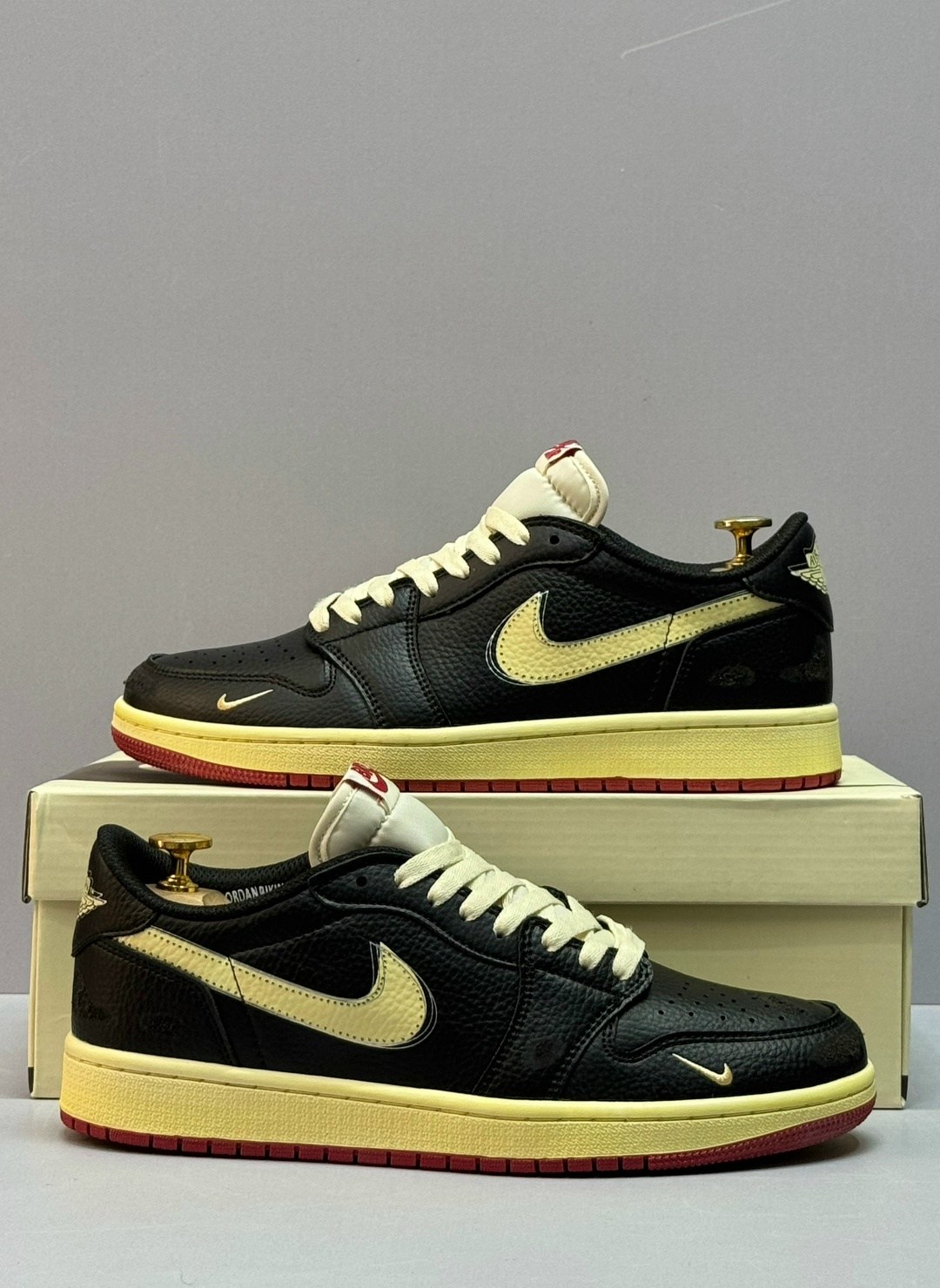 nike air jordan 1 low,air jordan 1 low og,air jordan 1 low,air jordan 1 low og ex black smoke grey,jordan 1 low