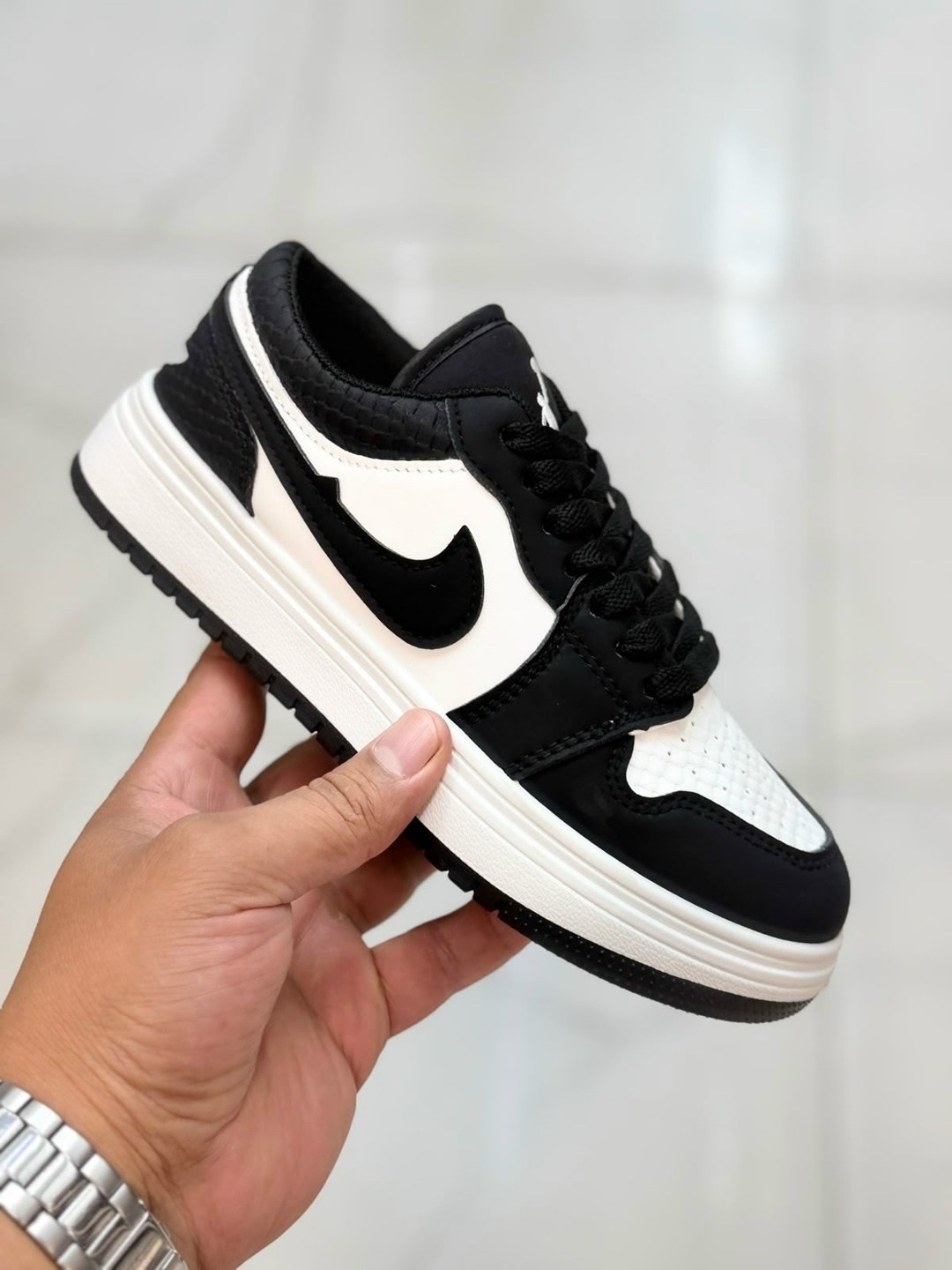 nike air jordan 1 low,air jordan 1 low triple black,jordan 1 low triple black,кроссовки,мужские кроссовки nike