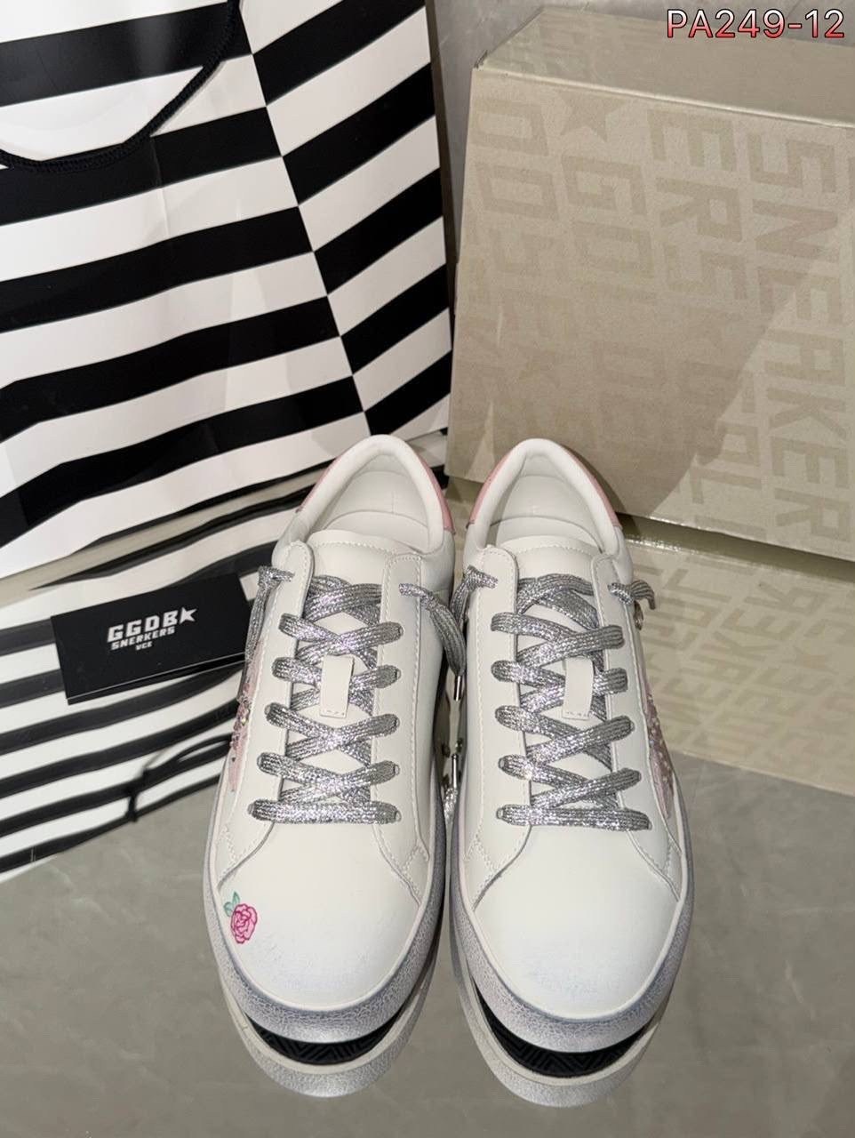 ,брендовая ,кеды golden goose женские,женские кроссовки,дизайнерские кроссовки