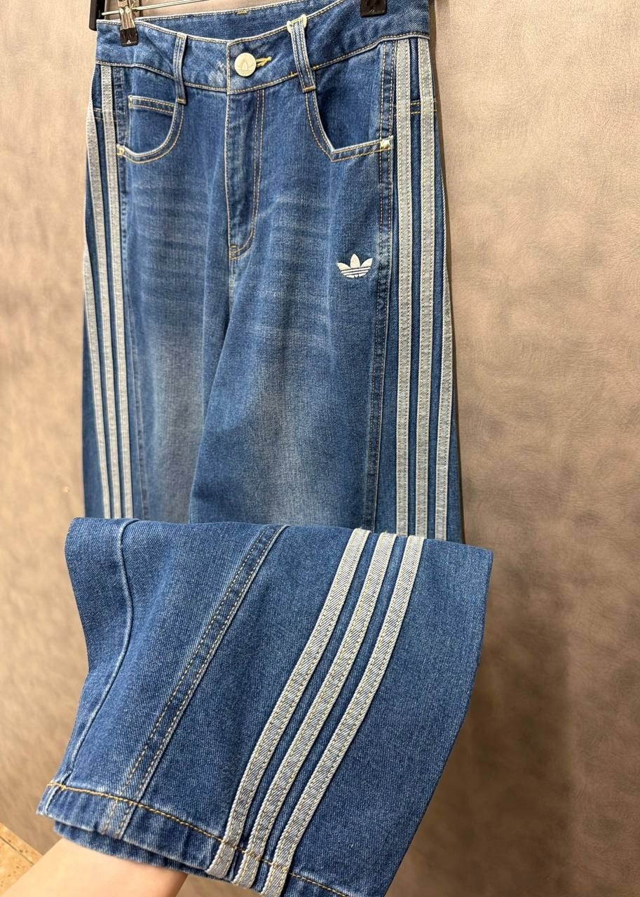 широкие джинсы adidas,джинсы adidas клеш,джинсы balenciaga adidas,джинсы adidas,мужские джинсы