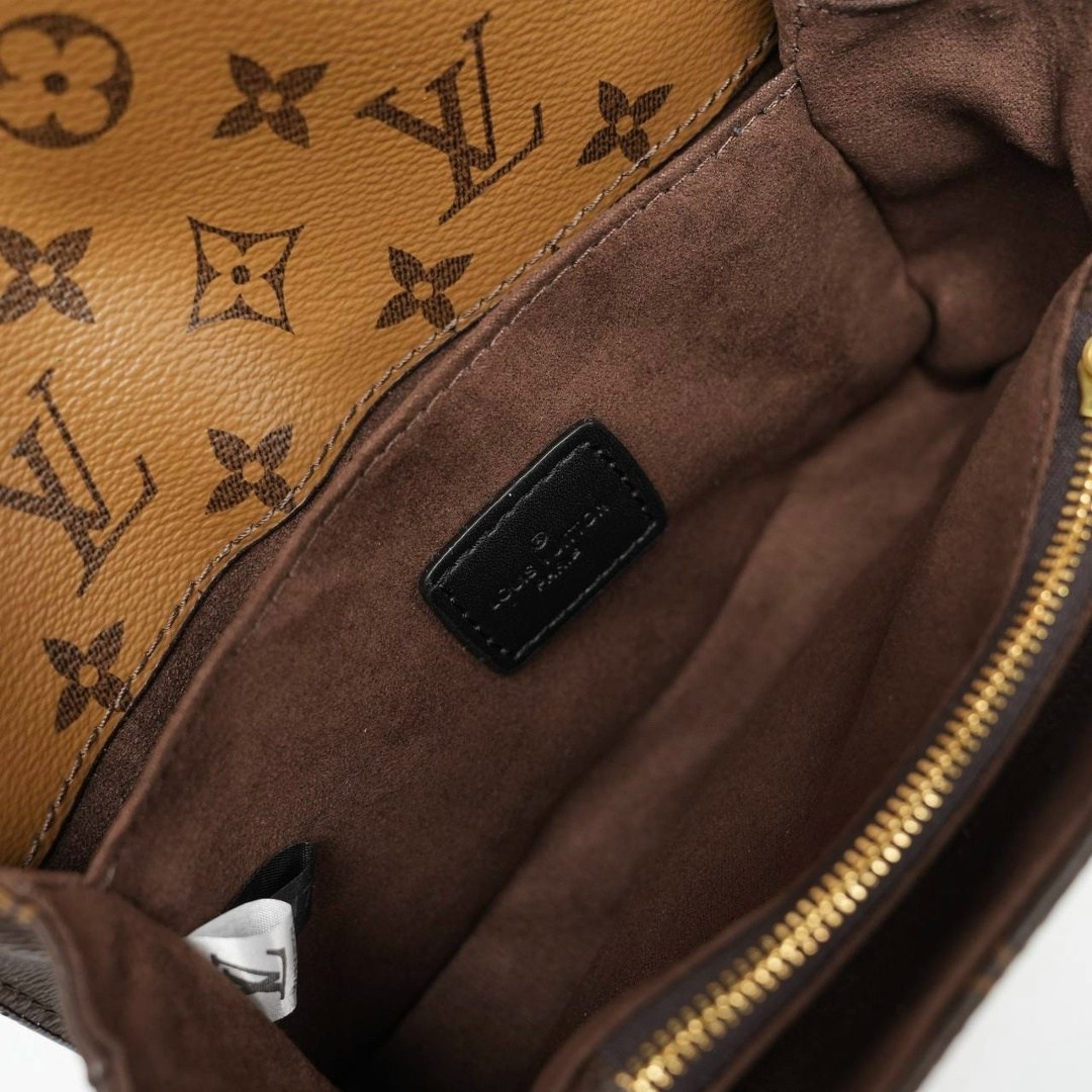 женская сумка louis vuitton,louis vuitton сумка,louis vuitton сумка pochette metis,луи виттон сумка,сумка клатч с ручкой lv metis pochette metis луи виттон монограмма